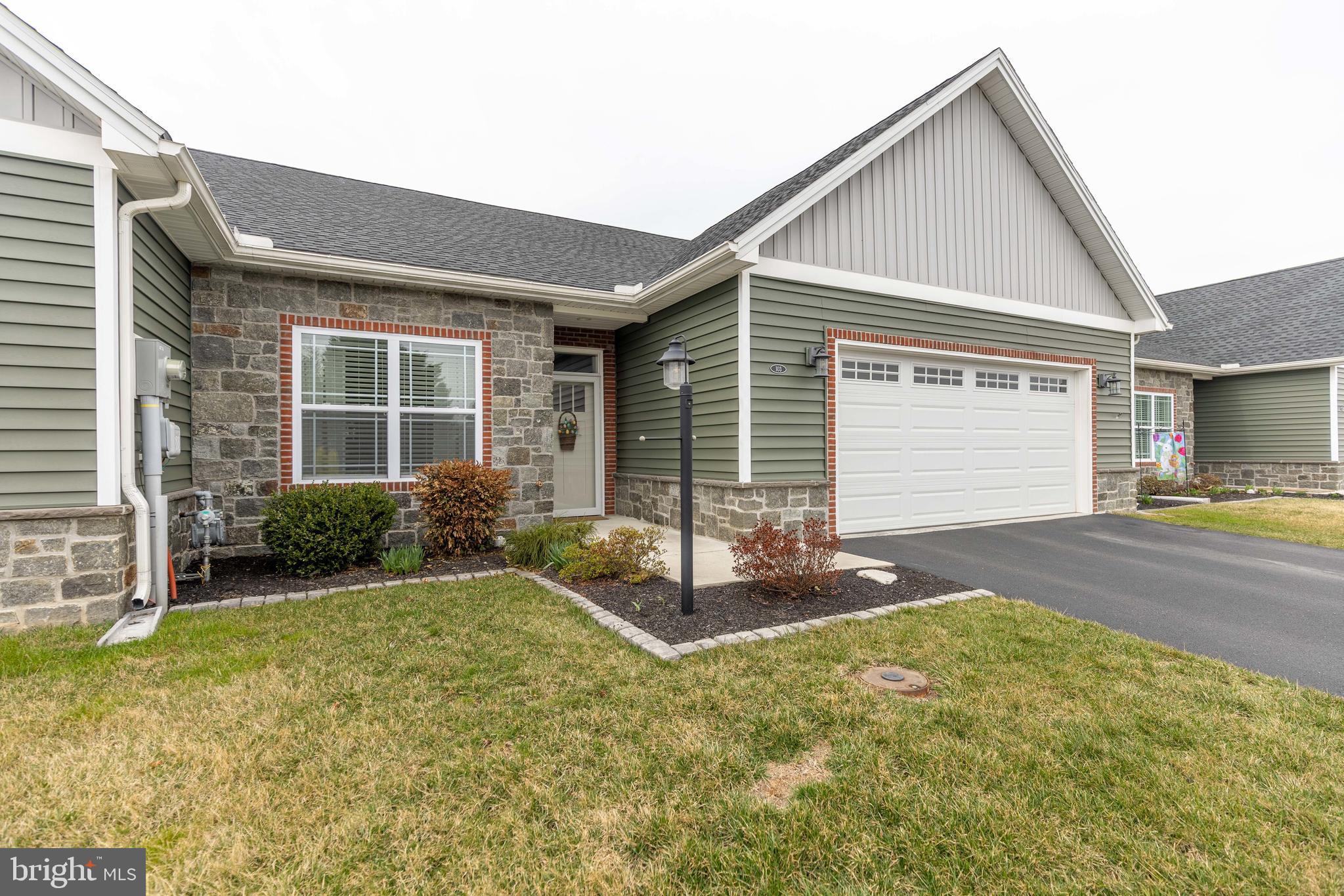 MEADOWSGREEN - Residential