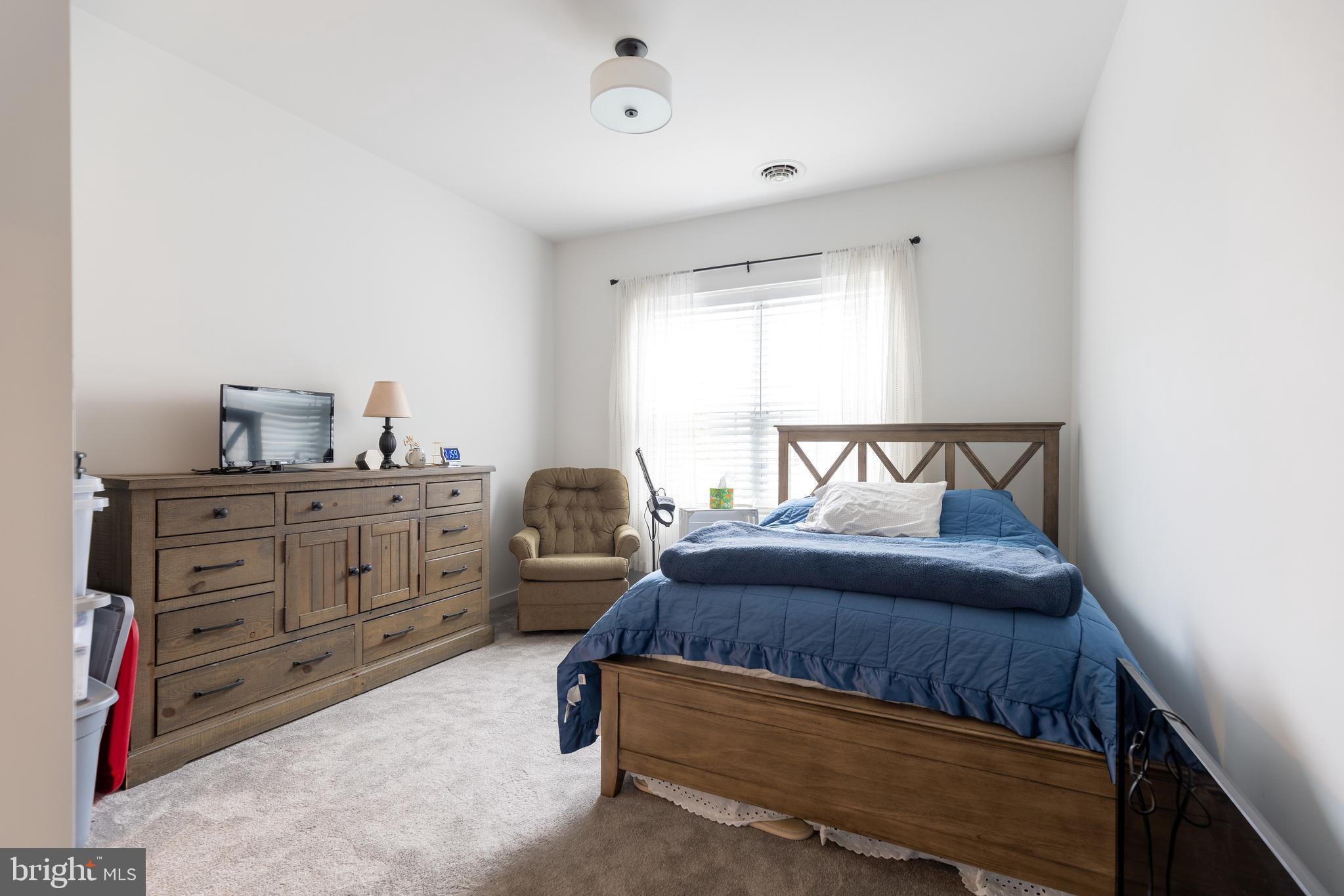 MEADOWSGREEN - Residential