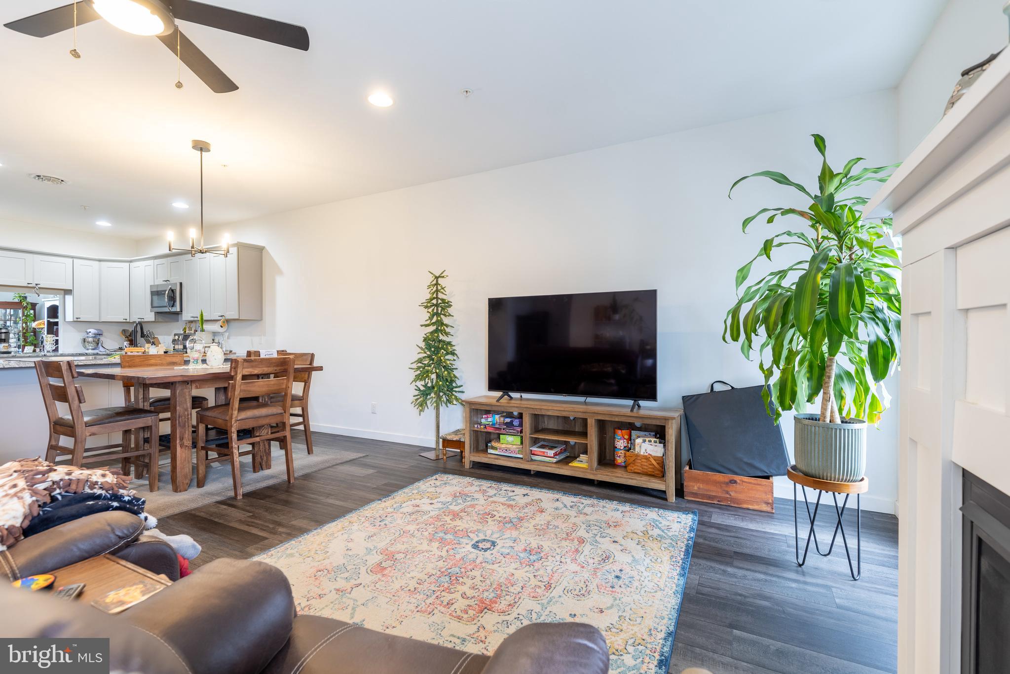 MEADOWSGREEN - Residential