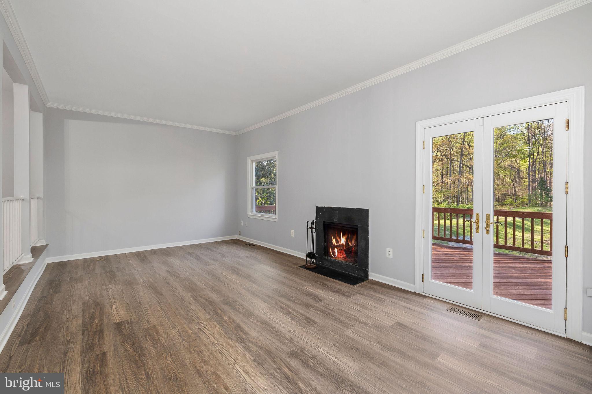 CIRCLE WOODS - Residential