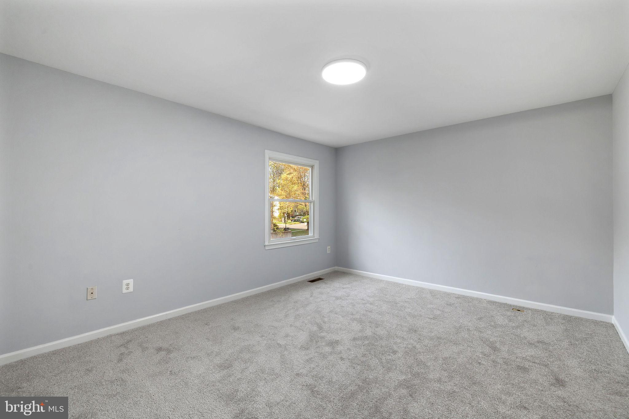 CIRCLE WOODS - Residential