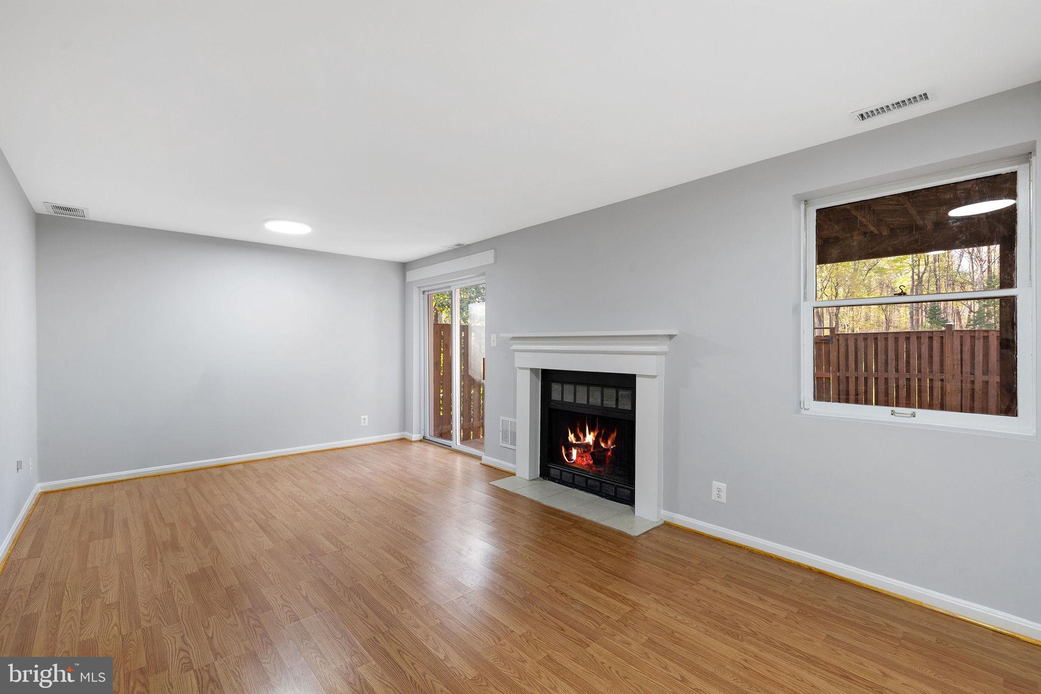 CIRCLE WOODS - Residential