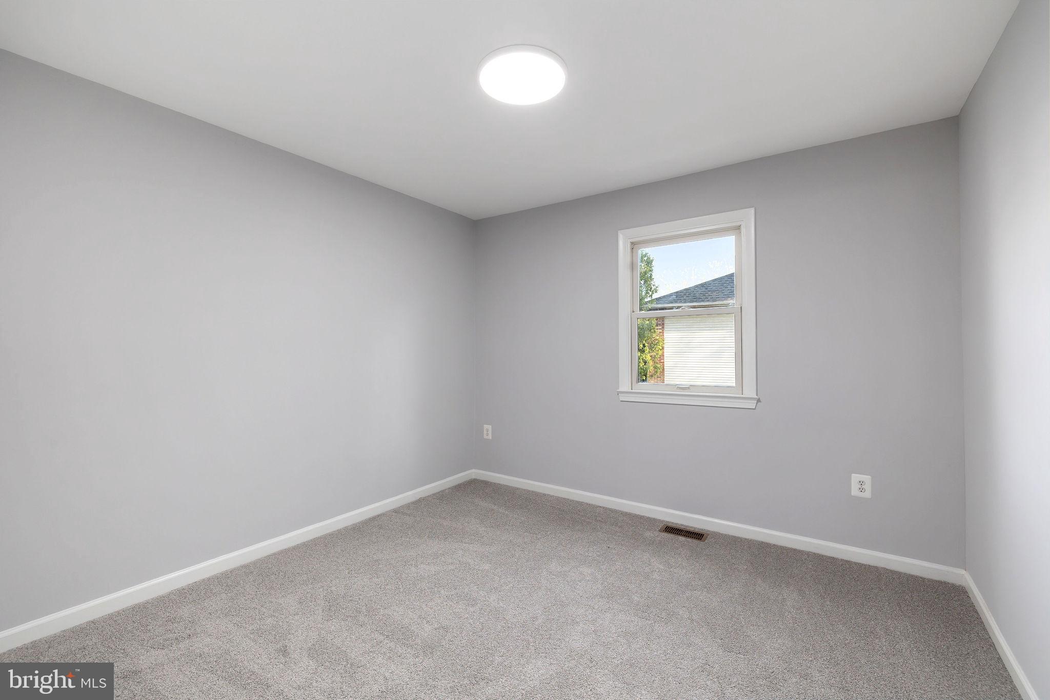 CIRCLE WOODS - Residential