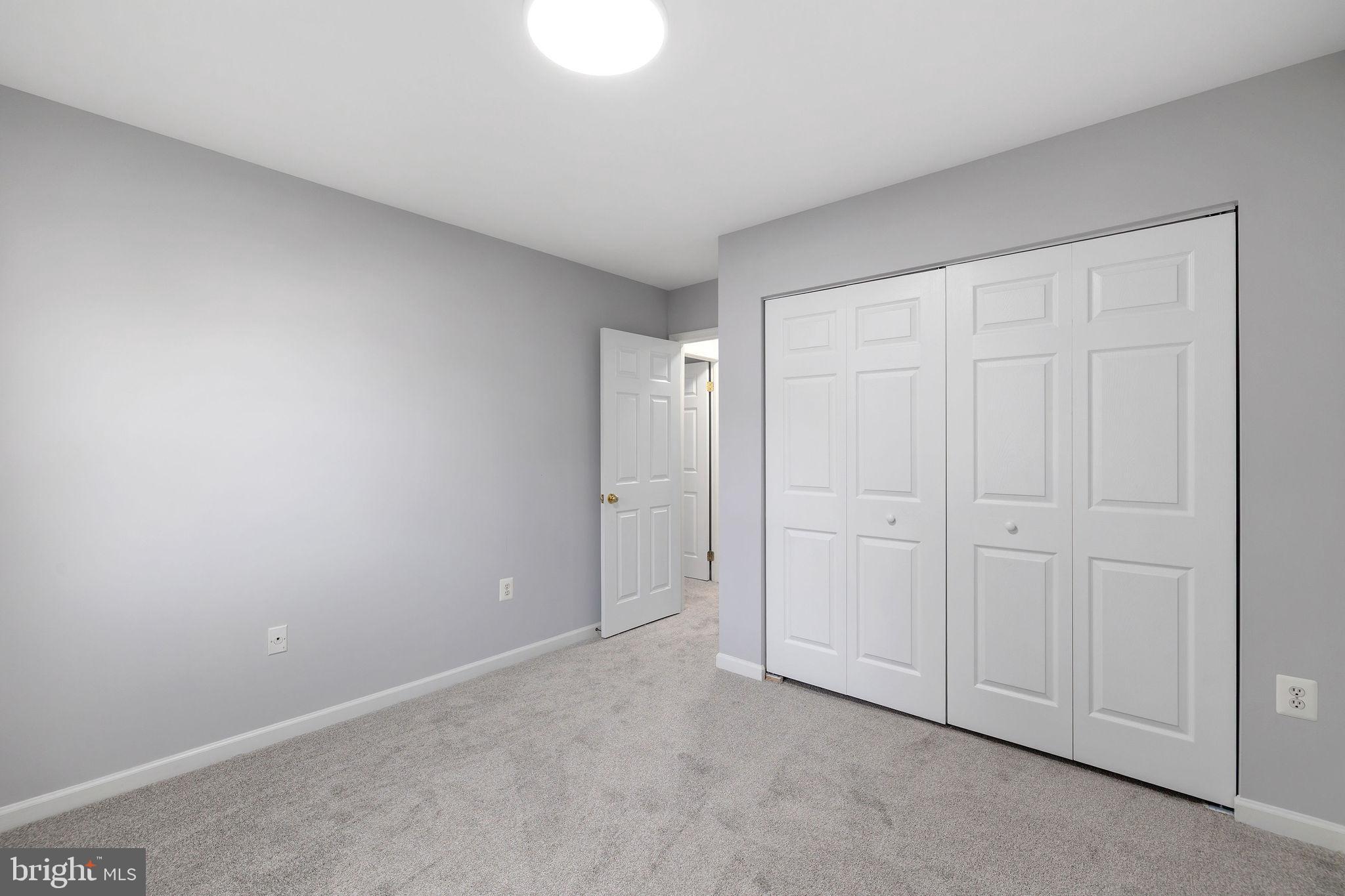 CIRCLE WOODS - Residential