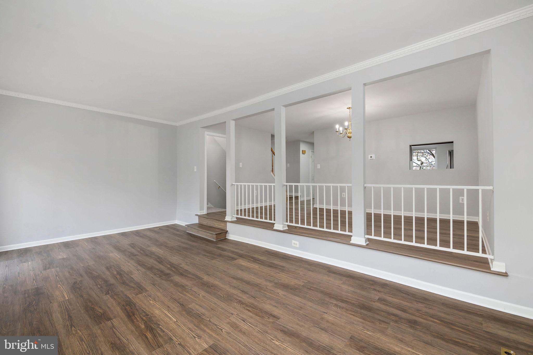 CIRCLE WOODS - Residential