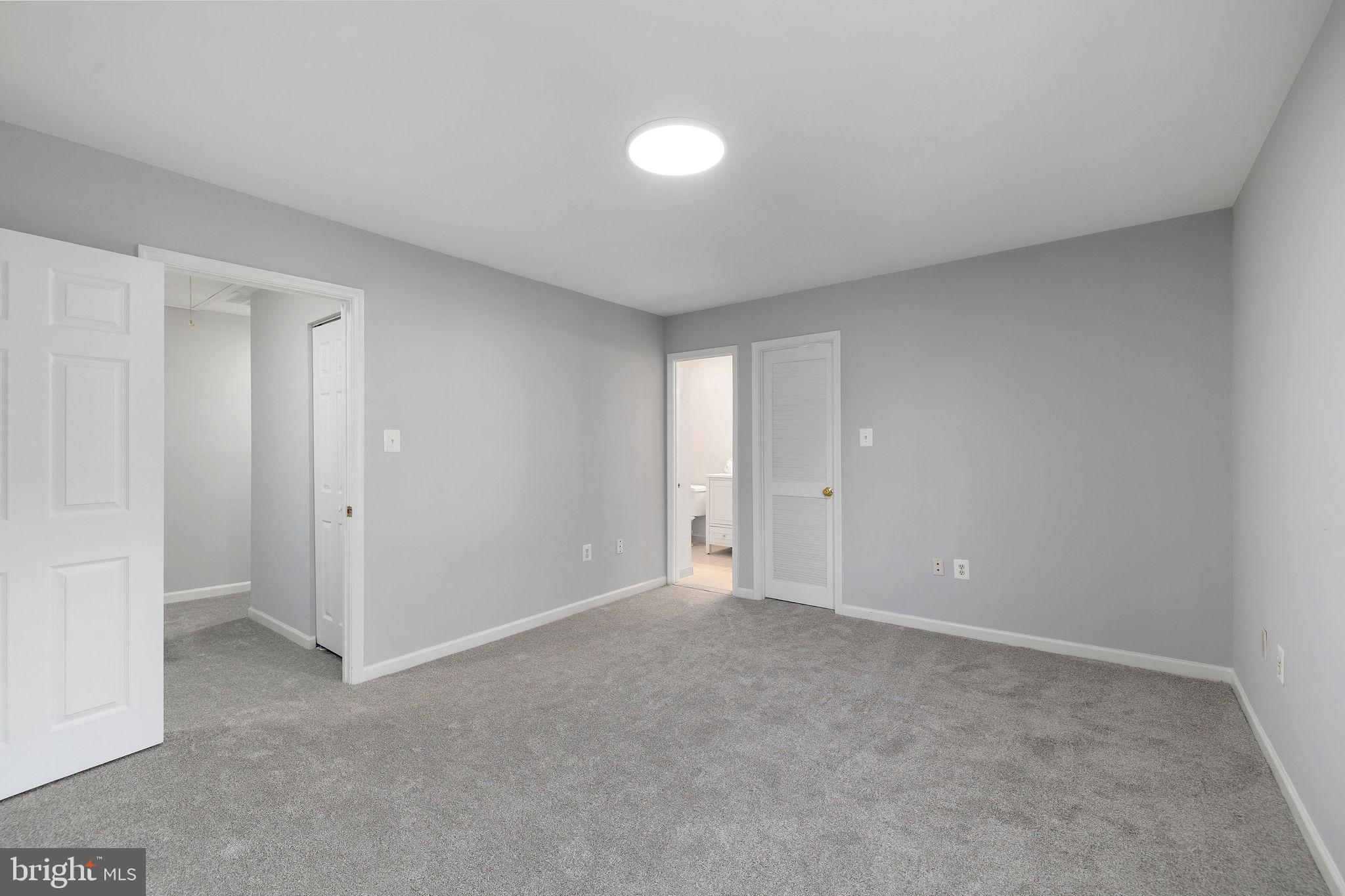 CIRCLE WOODS - Residential