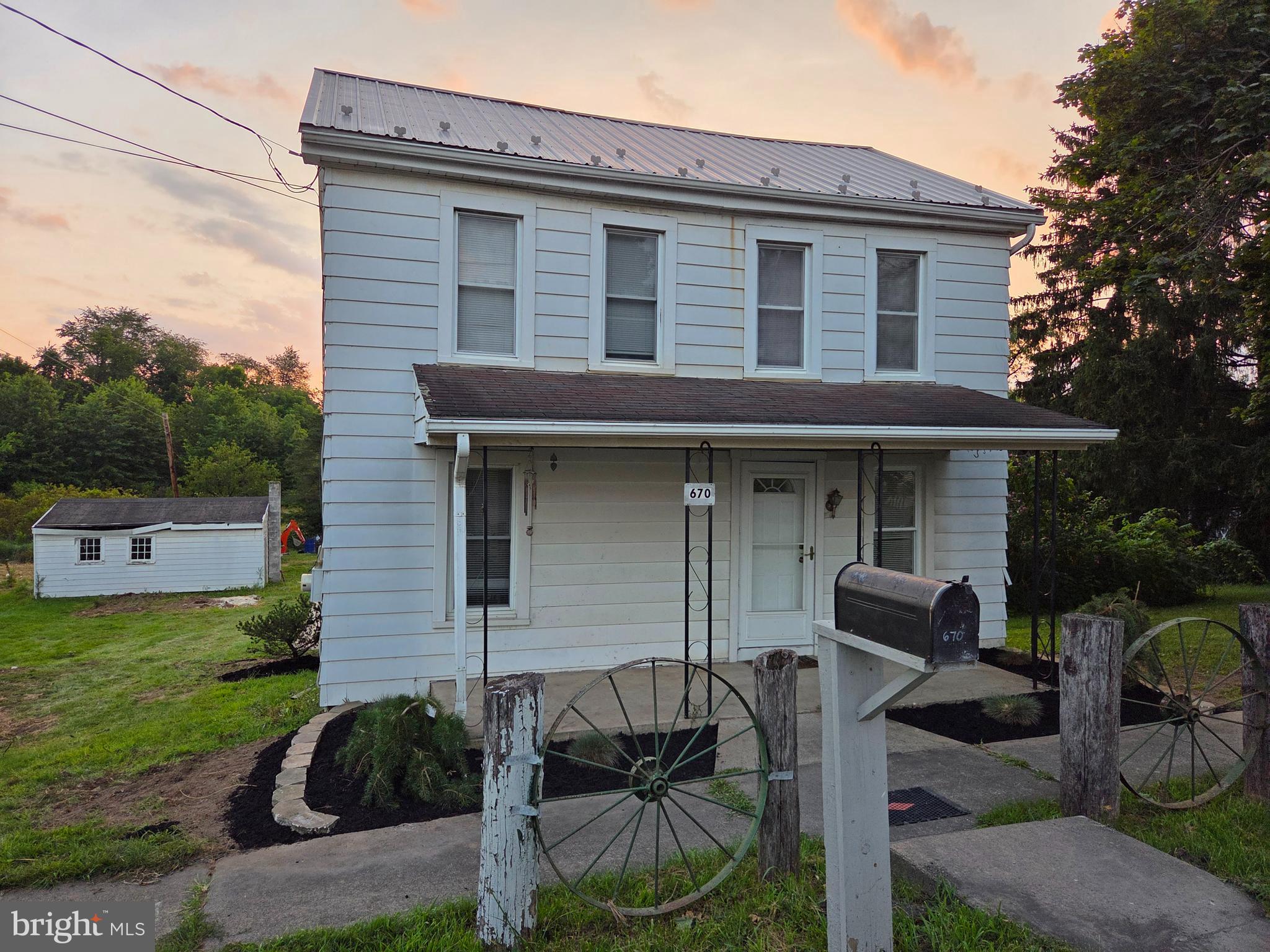 670 WEAVERS MILL ROAD