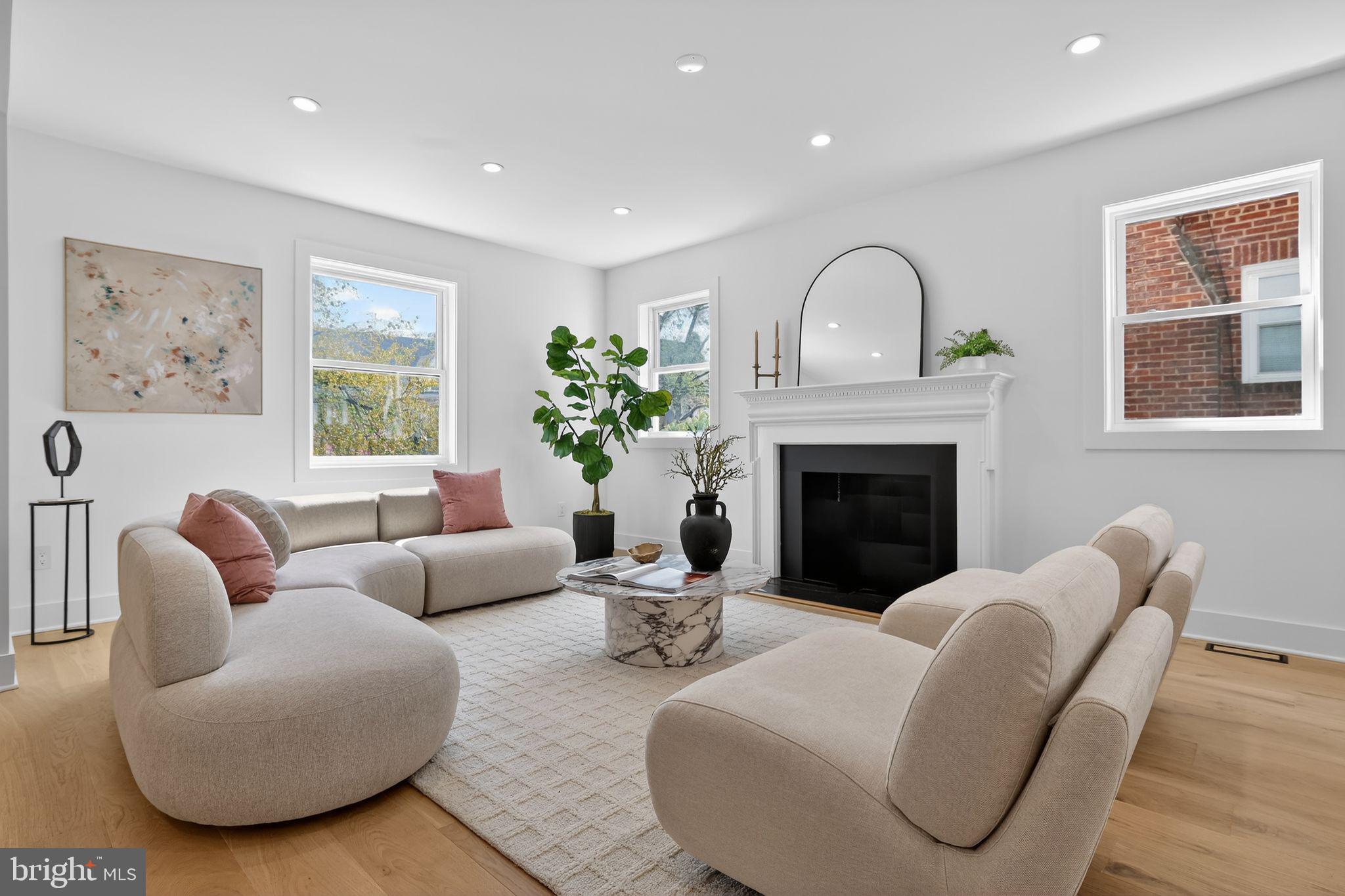 1507 UNDERWOOD STREET NW