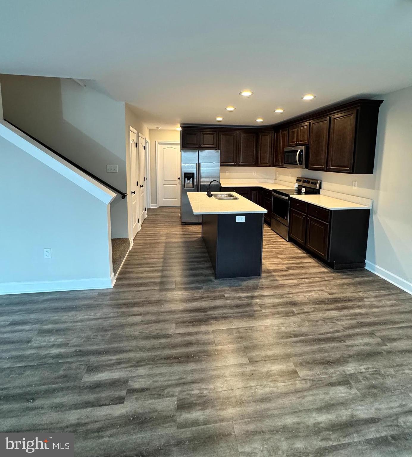 7062 WINCHESTER AVENUE