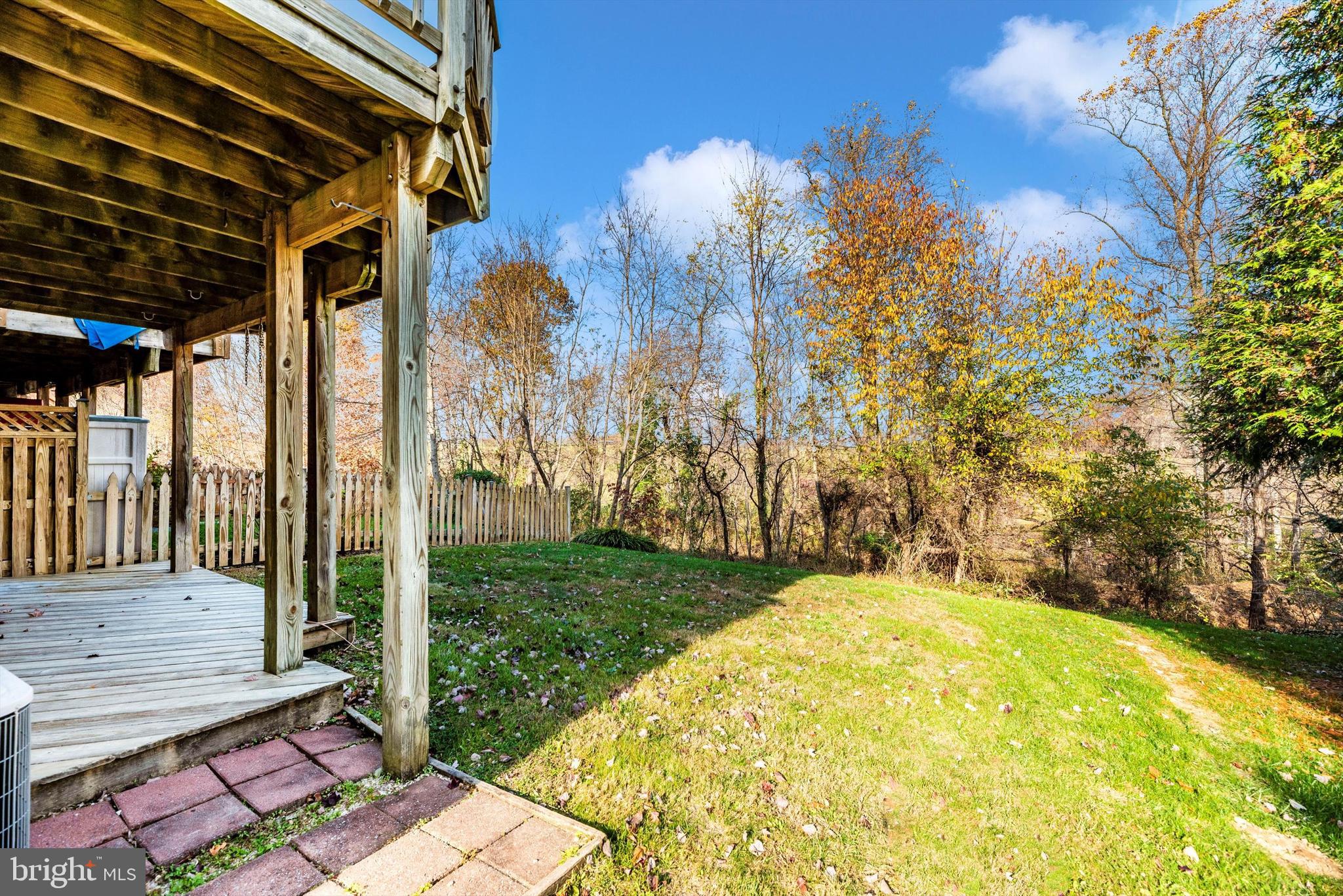 TWIN ARCH CROSSING - Residential