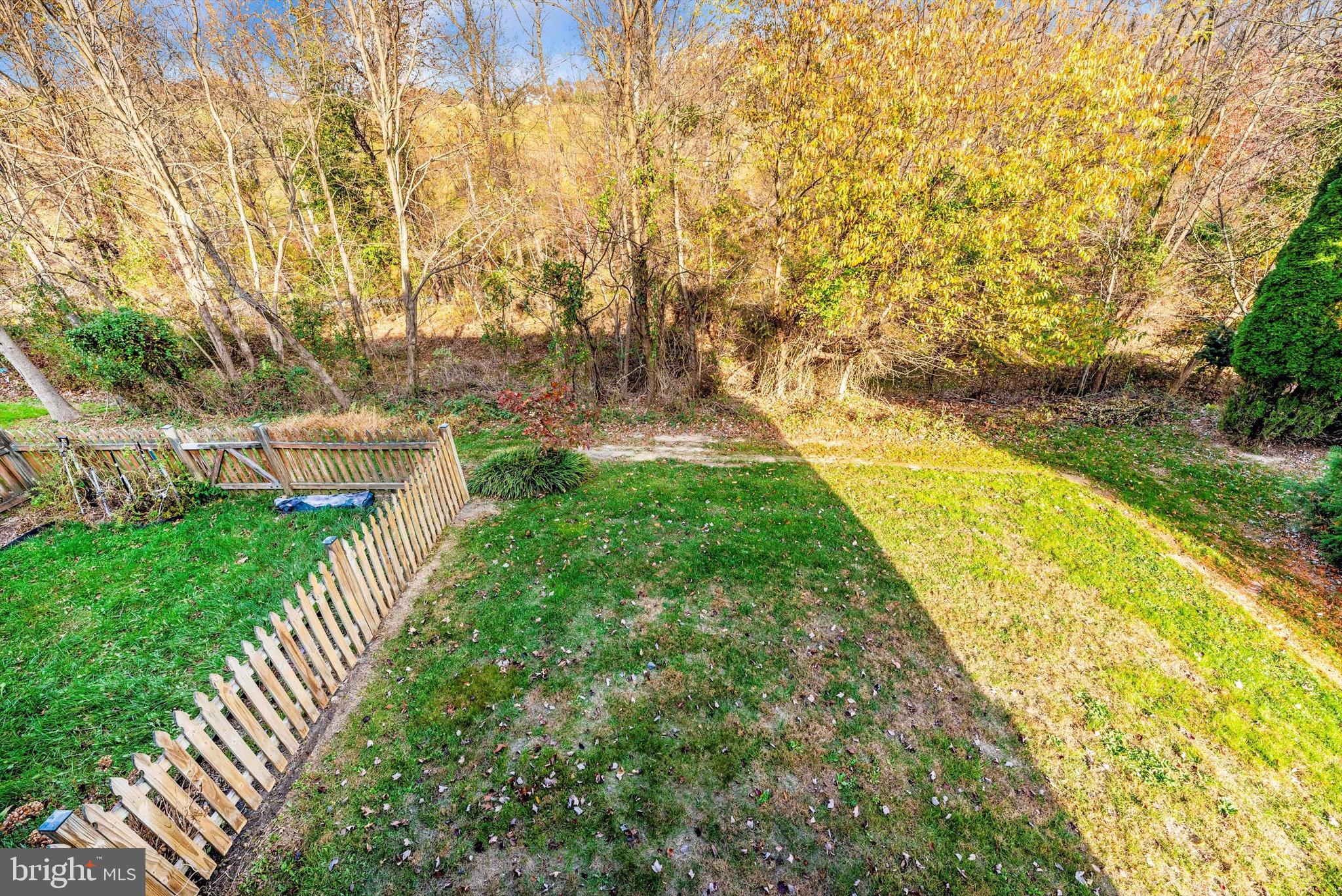 TWIN ARCH CROSSING - Residential