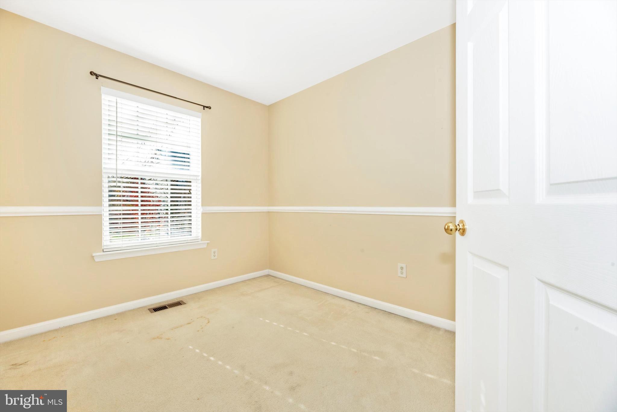 TWIN ARCH CROSSING - Residential