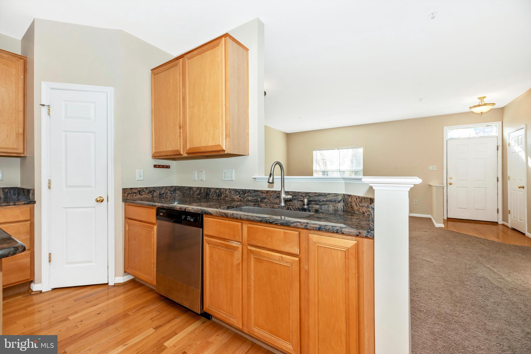 TWIN ARCH CROSSING - Residential