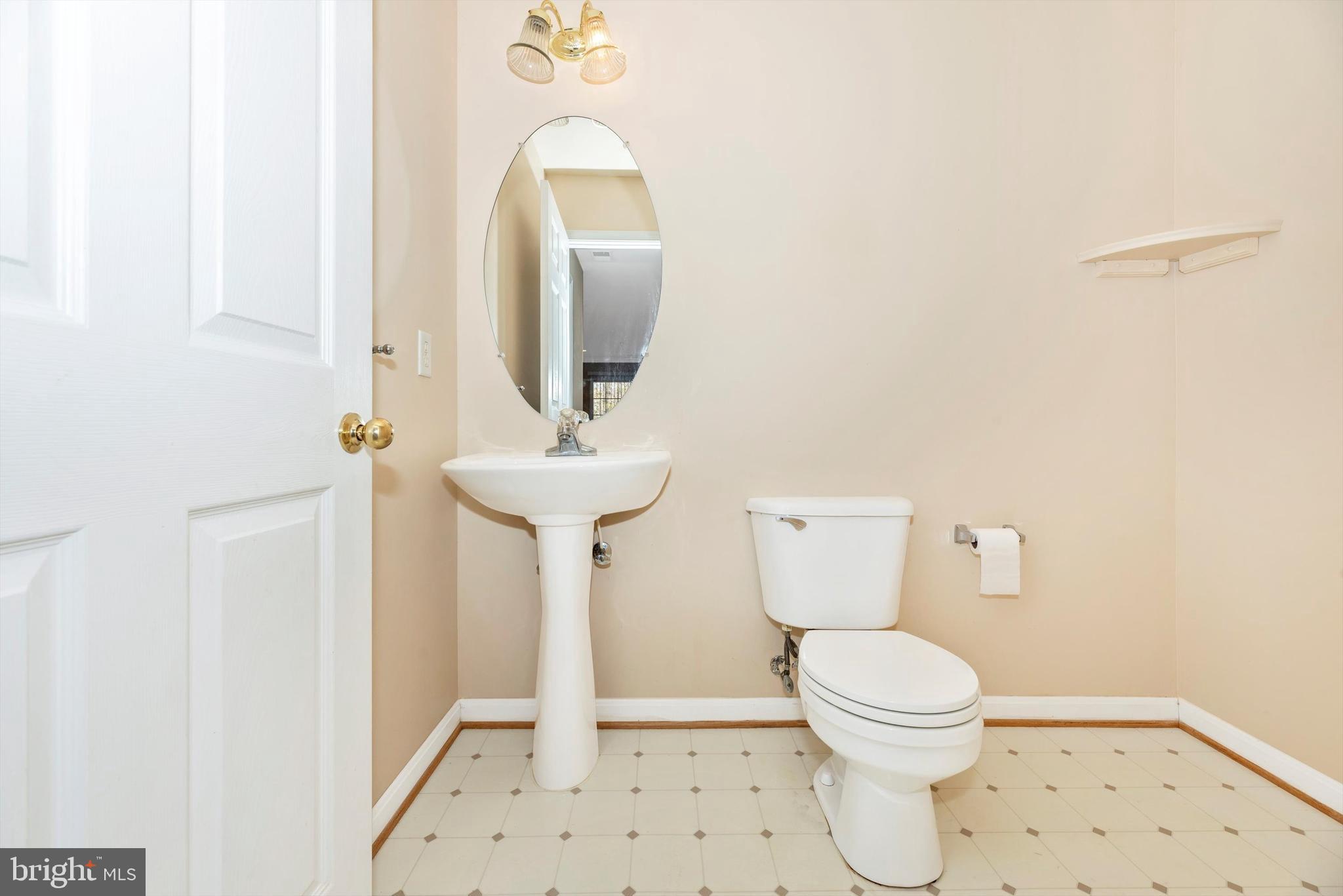 TWIN ARCH CROSSING - Residential