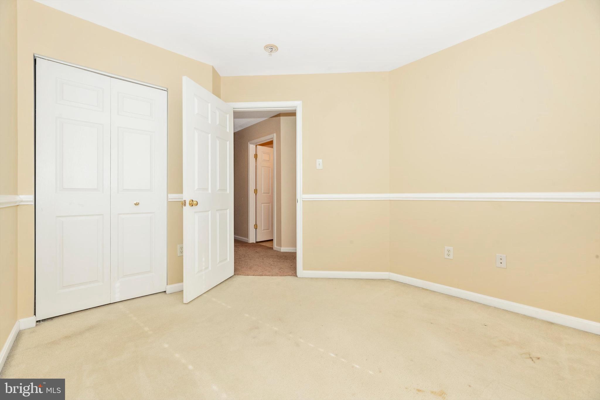 TWIN ARCH CROSSING - Residential