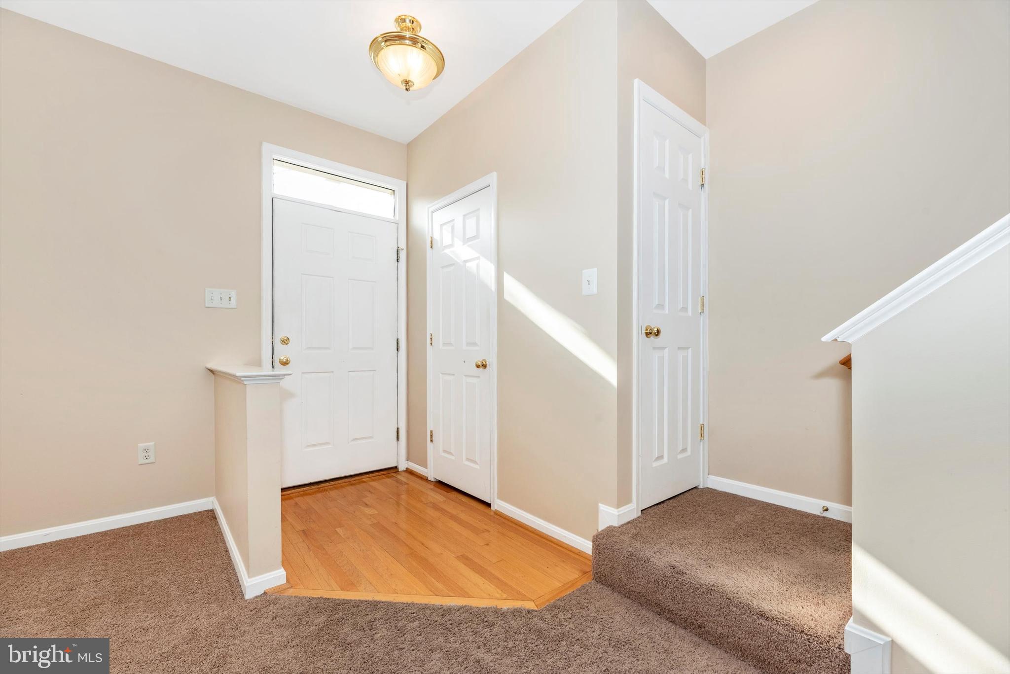 TWIN ARCH CROSSING - Residential