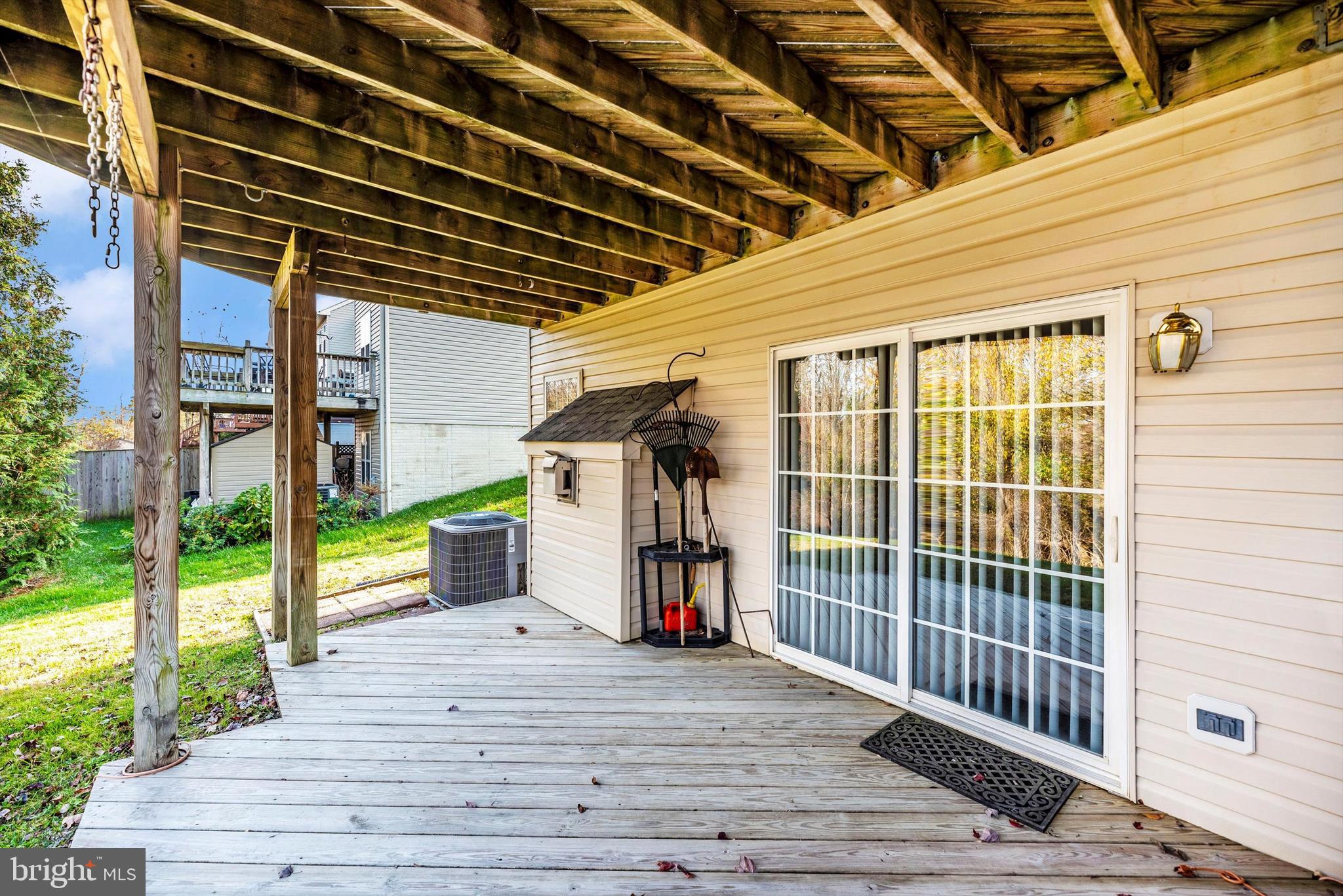 TWIN ARCH CROSSING - Residential