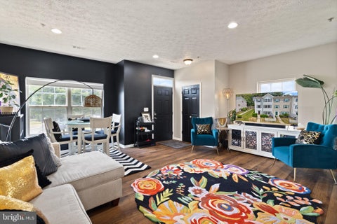 Condo For Sale - 8049 Brookstone Court<br/> Anne Arundel County, SEVERN, MD 21144