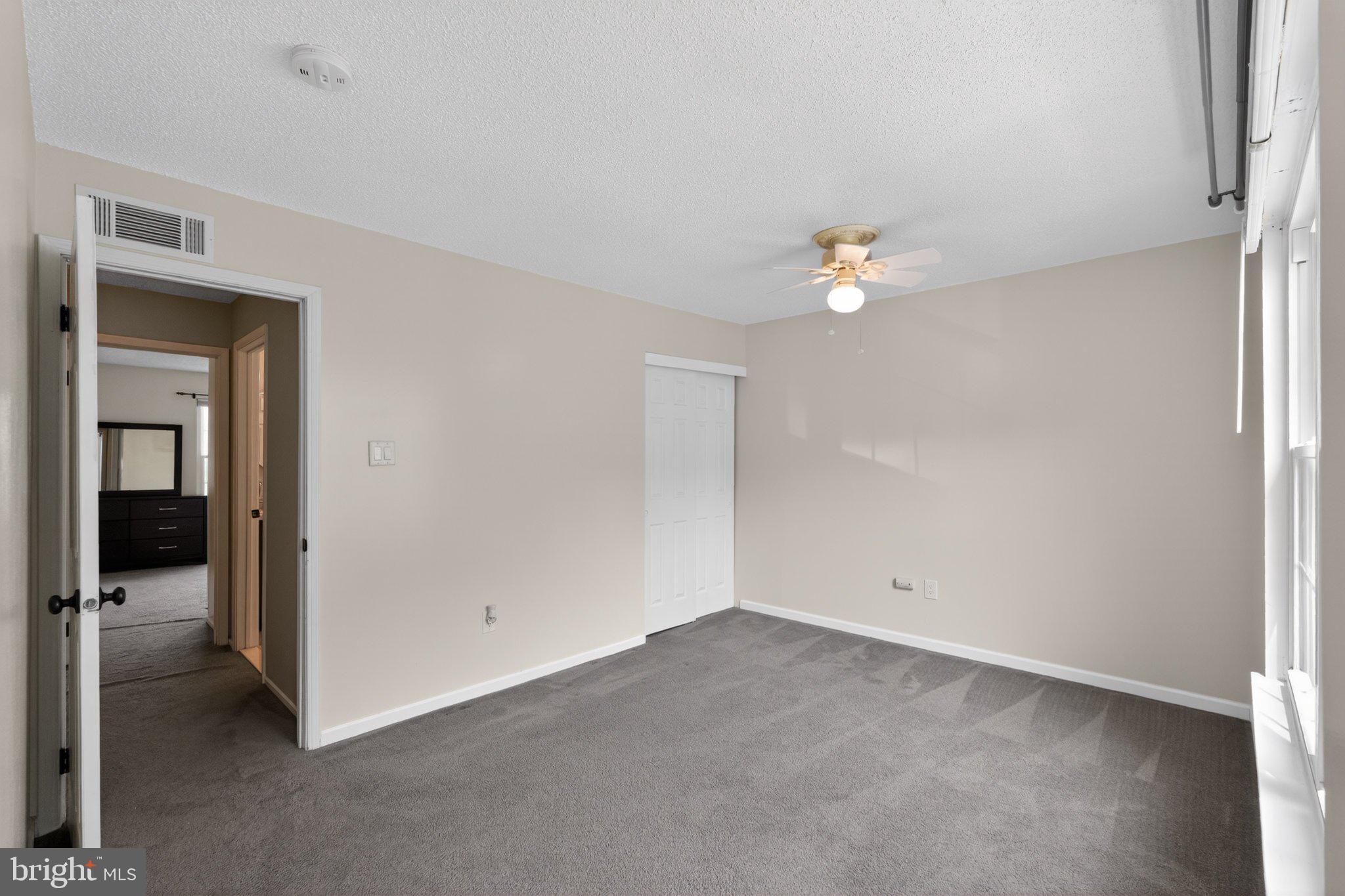 SAW MILL VALLEY - Residential