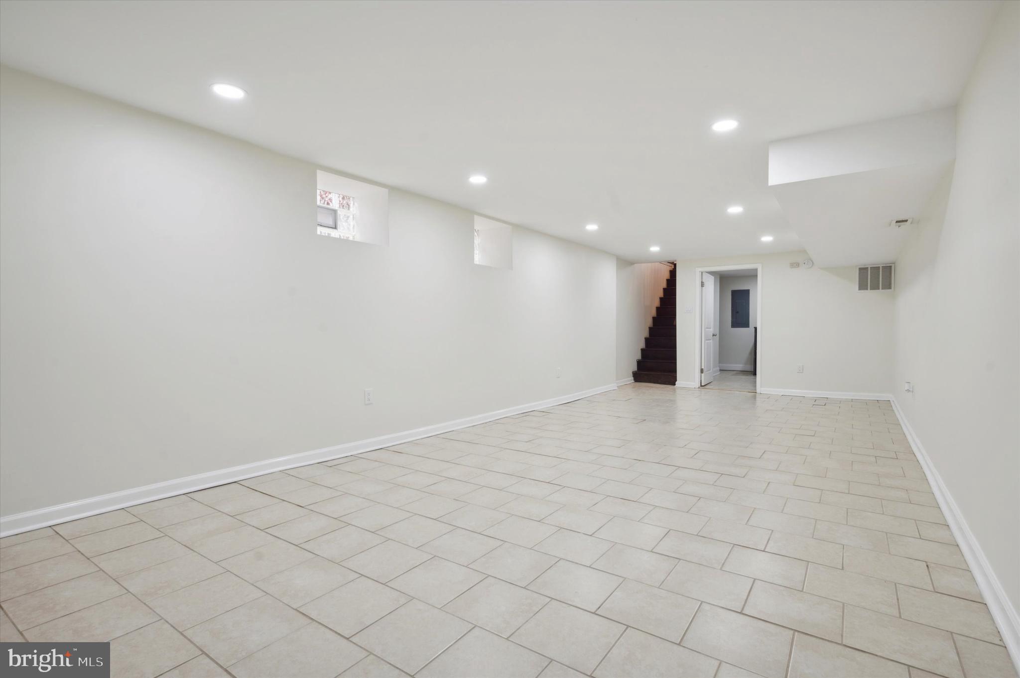 WEST PHILADELPHIA - Residential