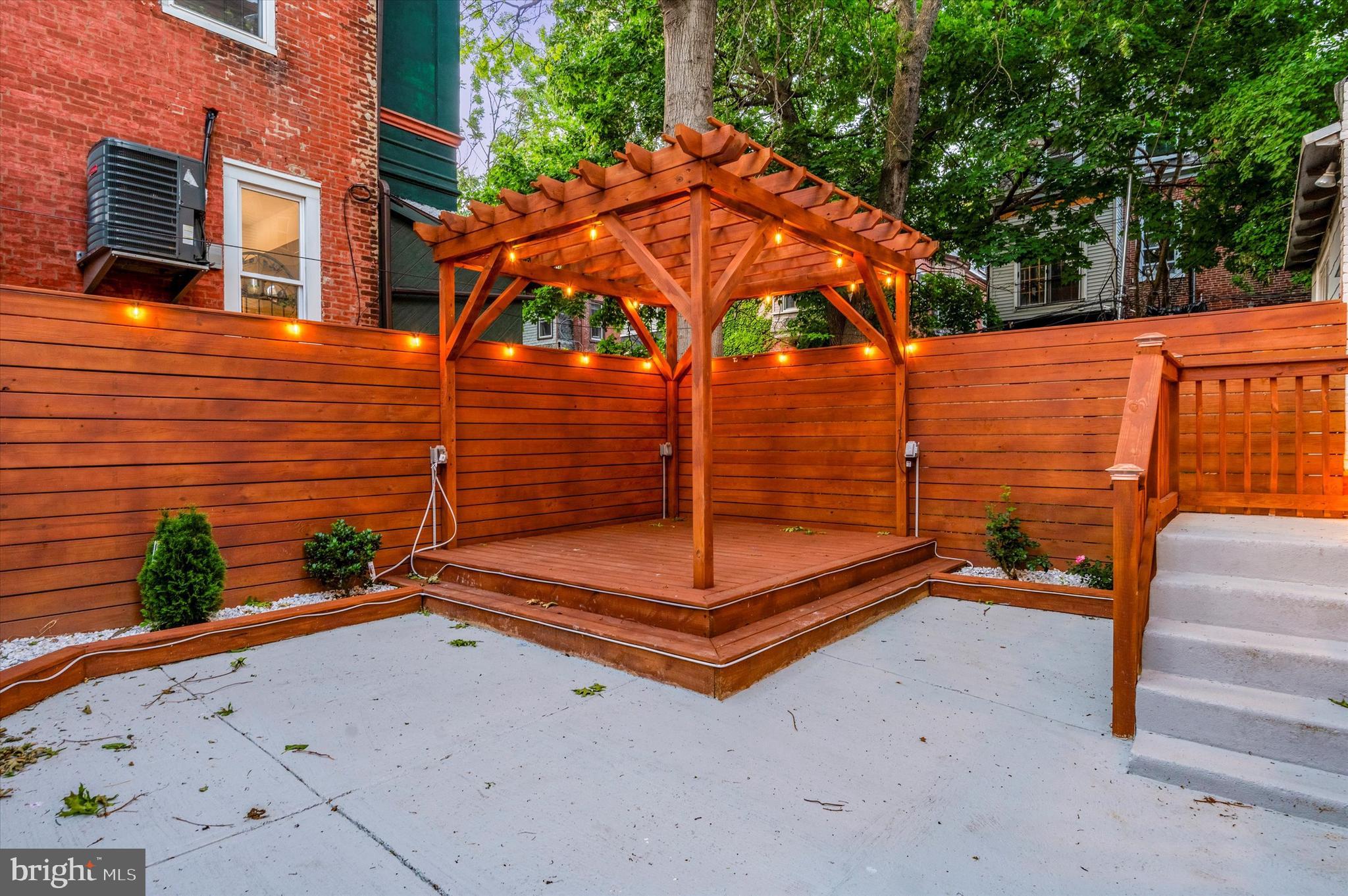 WEST PHILADELPHIA - Residential