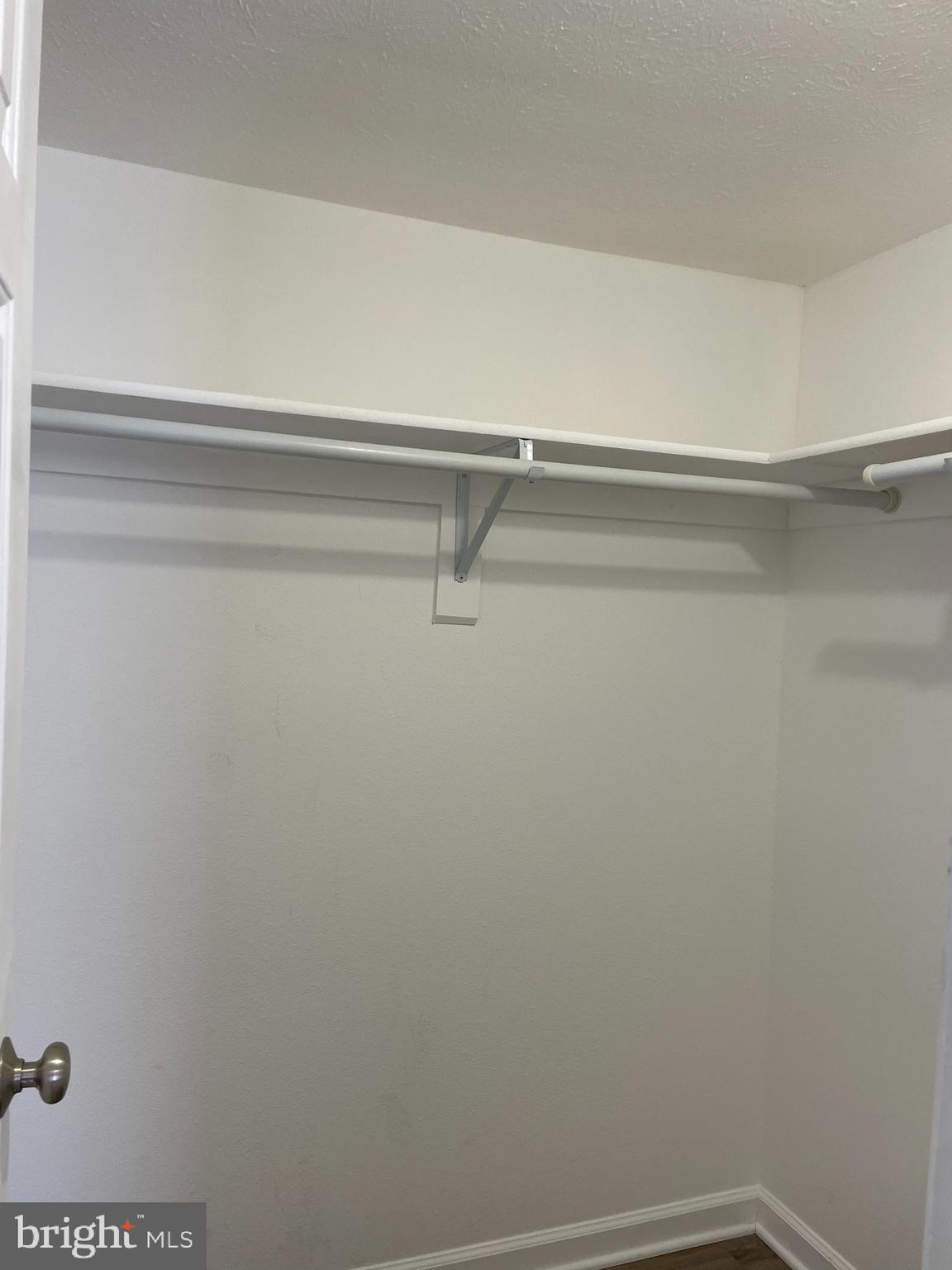 CEDAR LEE CONDOMINIUM - Residential