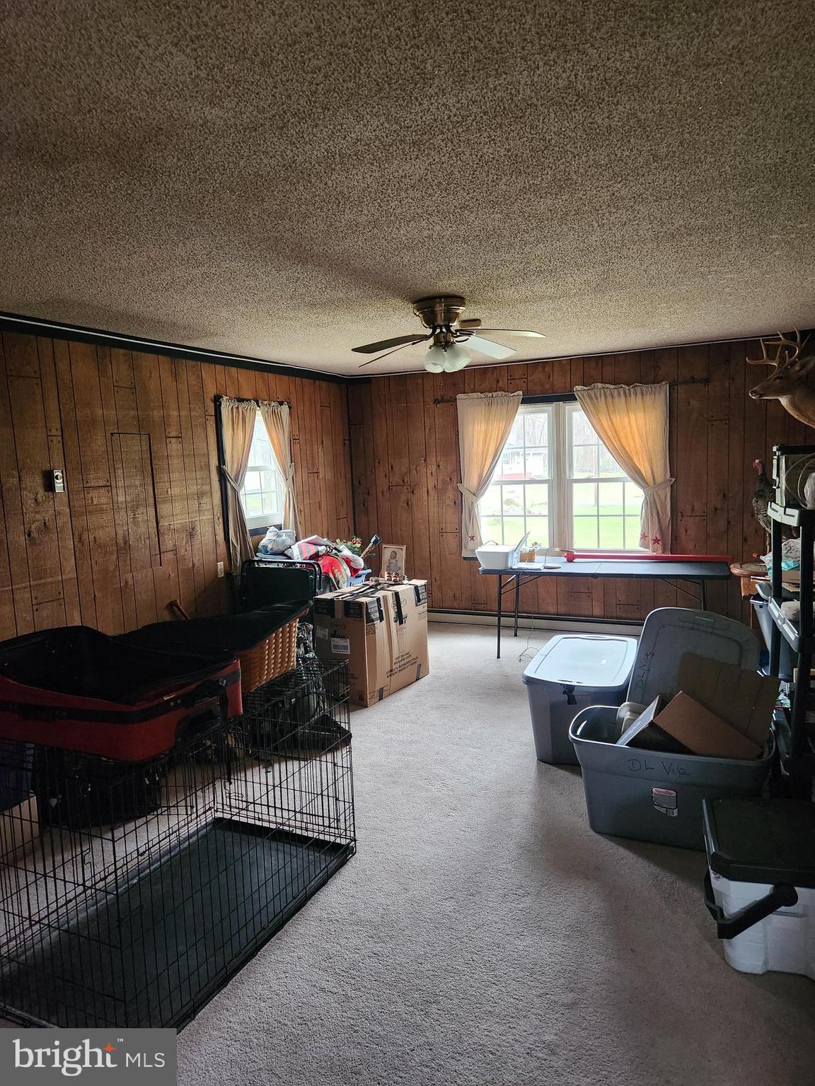 SHADY ACRES - Residential