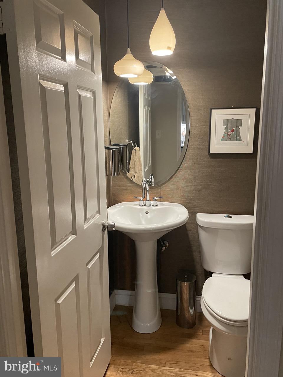 KENWOOD FOREST - Residential Lease