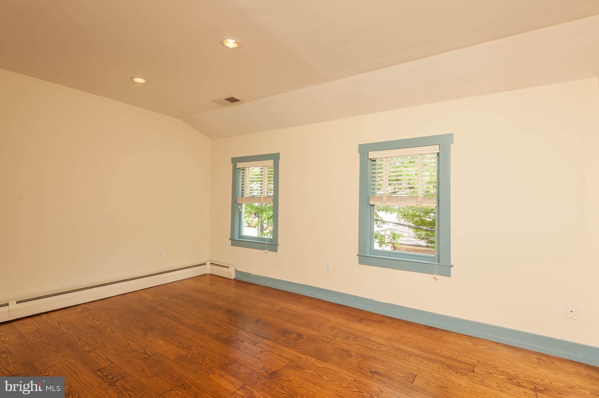 HISTORIC DISTRICT - Residential