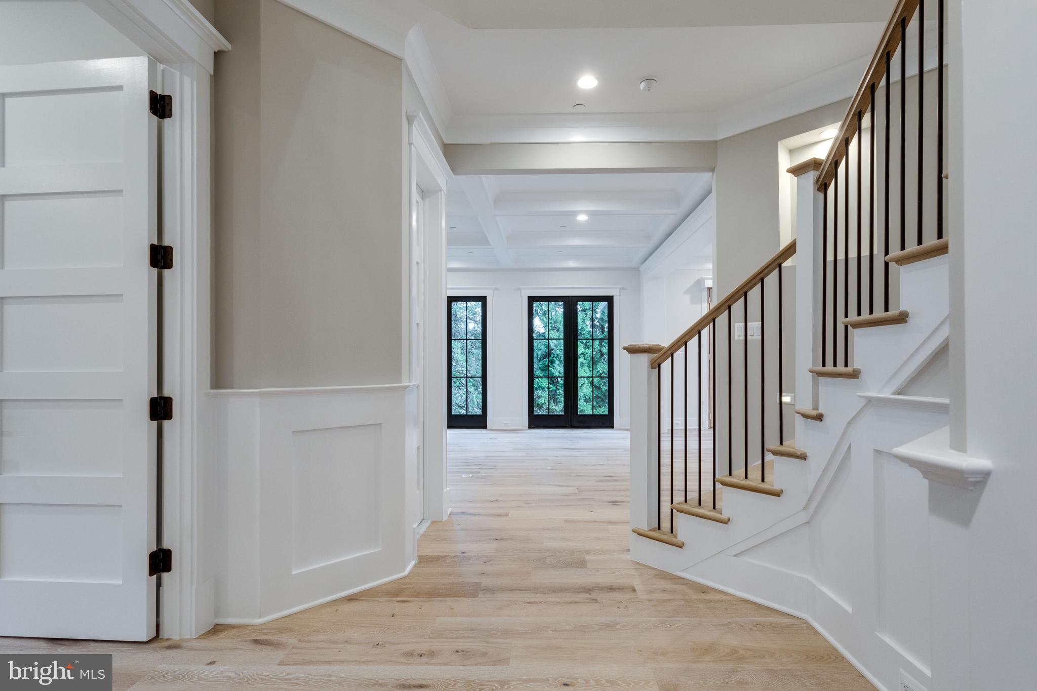 WHITEHALL MANOR - Residential Lease