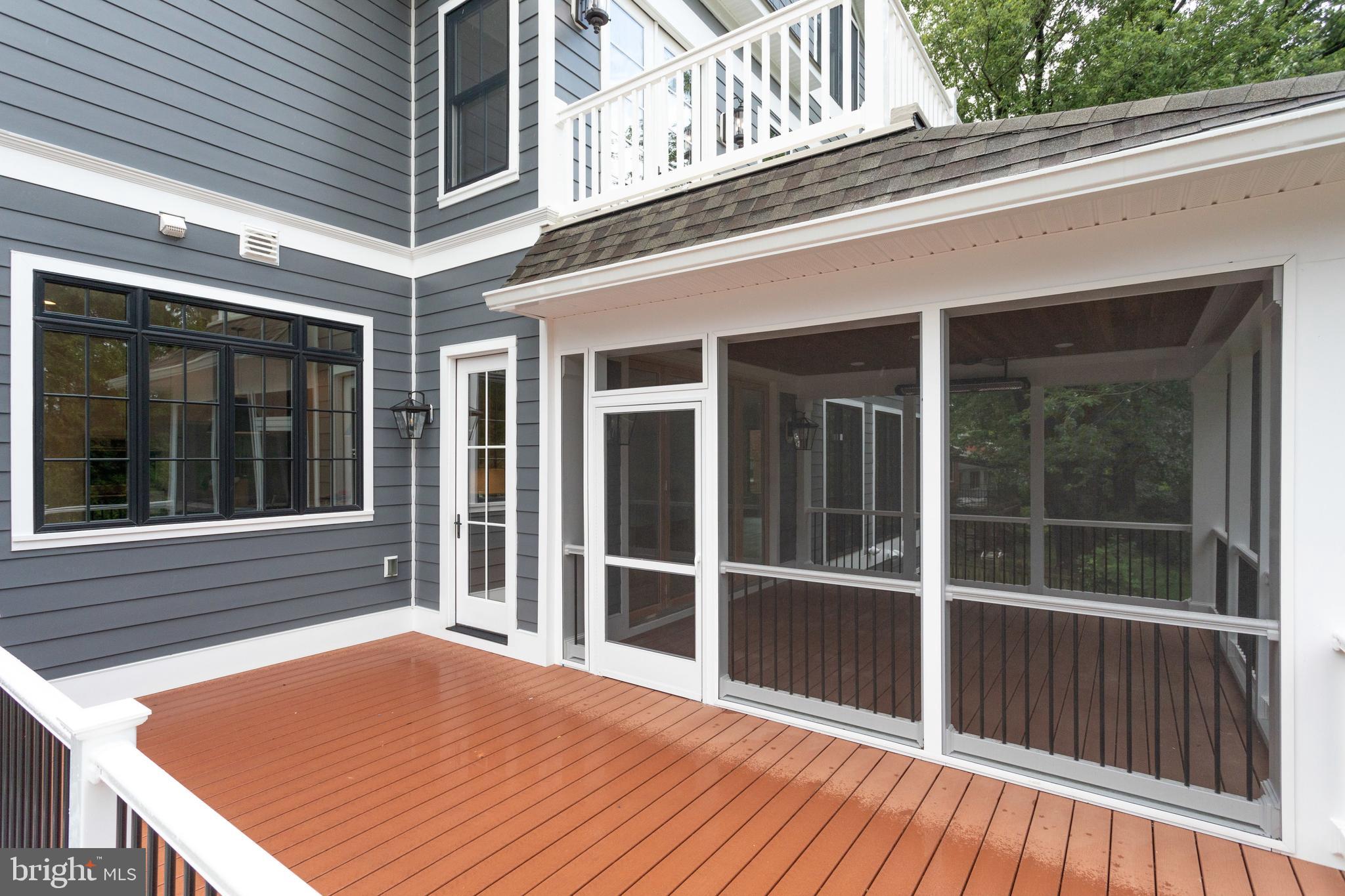 WHITEHALL MANOR - Residential Lease