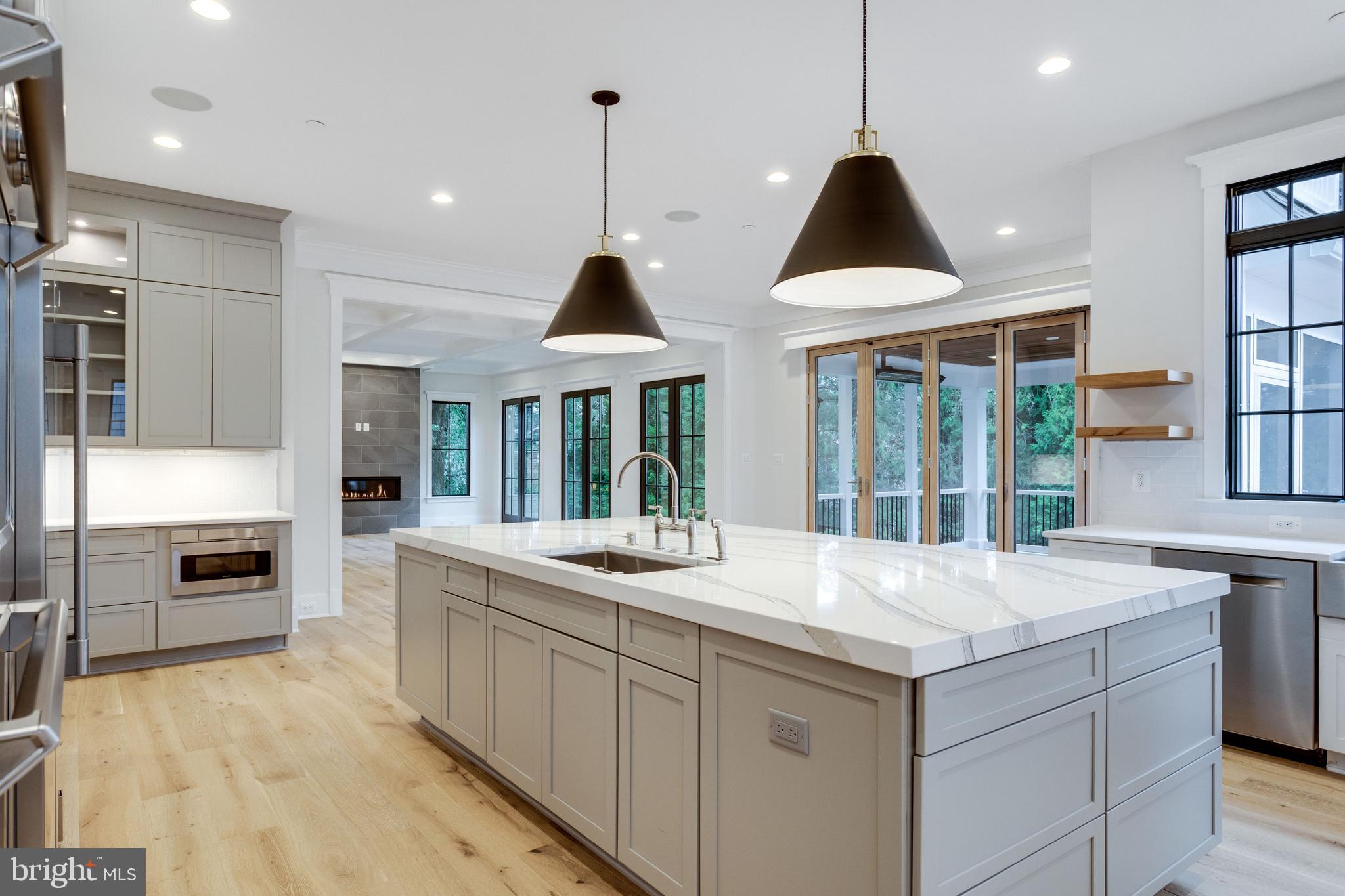 WHITEHALL MANOR - Residential Lease