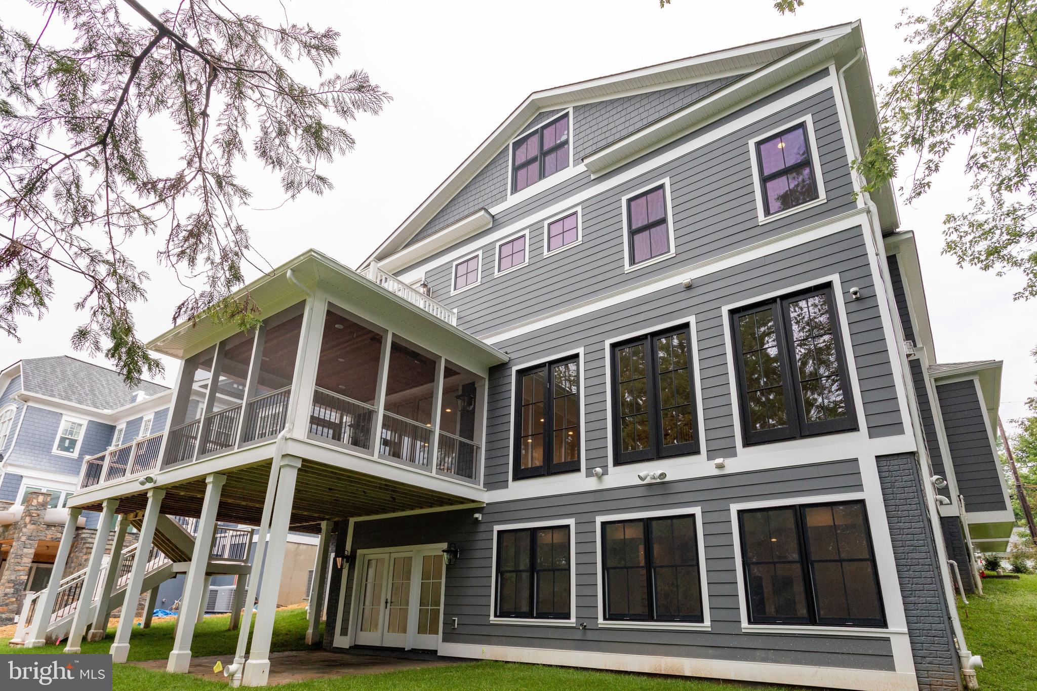 WHITEHALL MANOR - Residential Lease