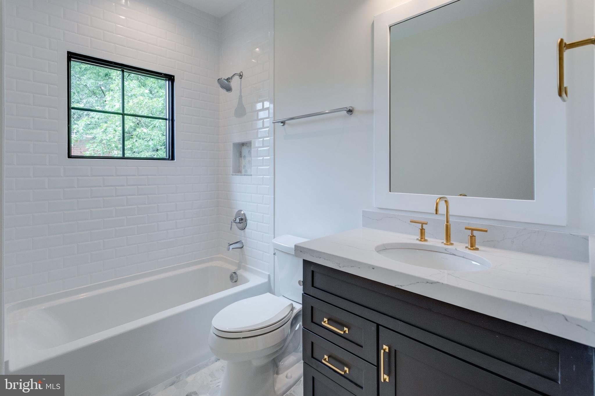 WHITEHALL MANOR - Residential Lease