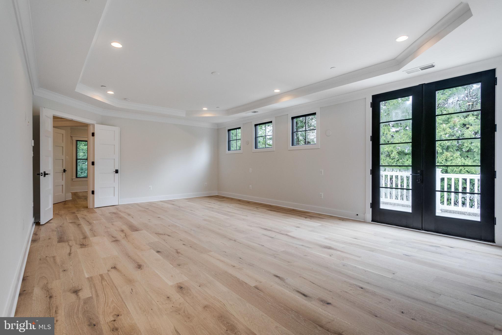 WHITEHALL MANOR - Residential Lease