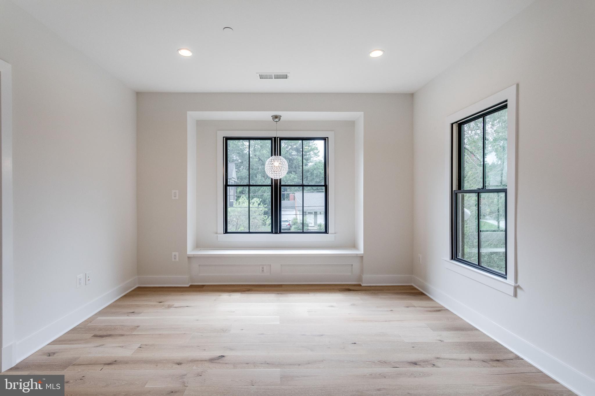 WHITEHALL MANOR - Residential Lease