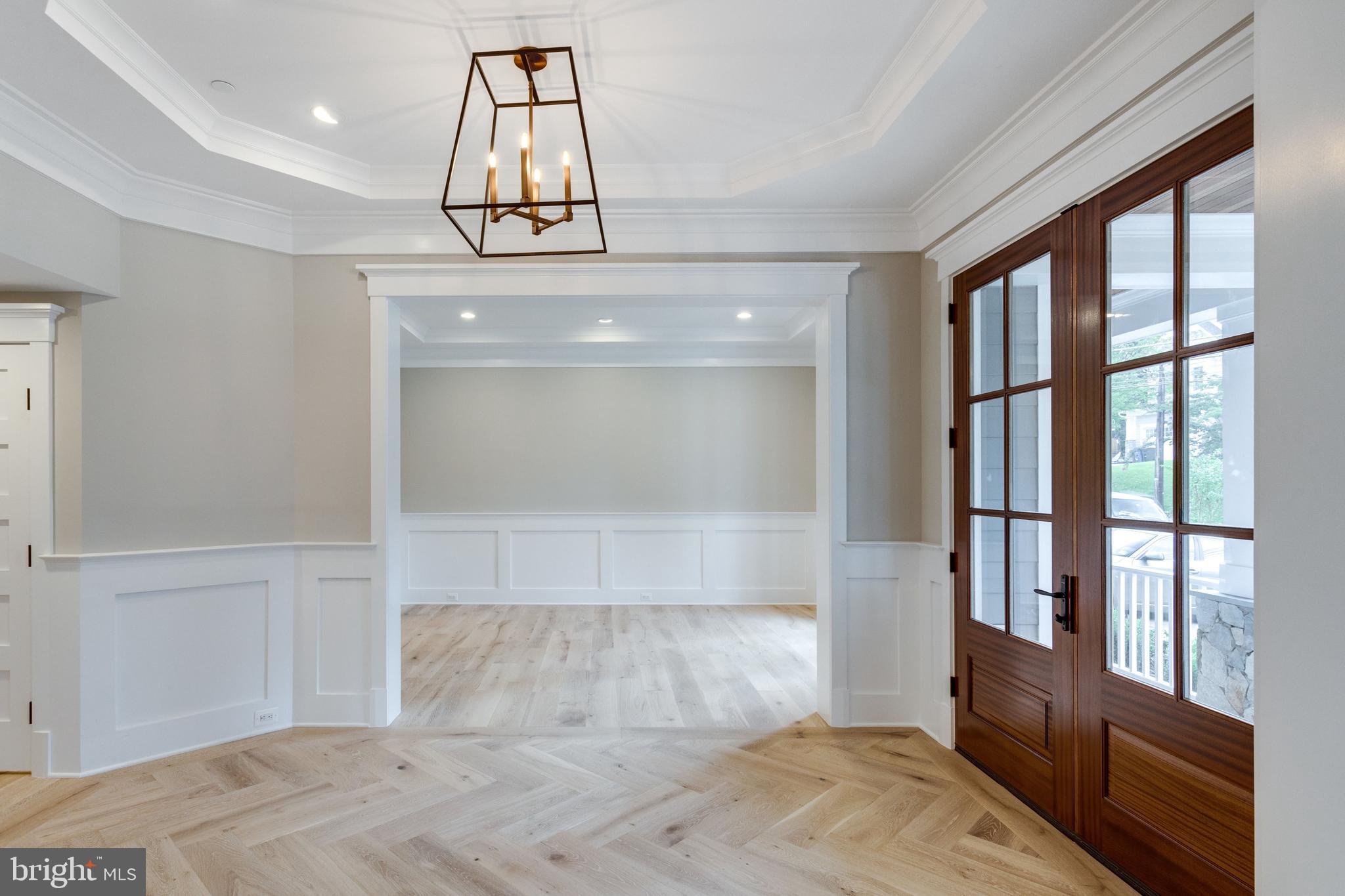 WHITEHALL MANOR - Residential Lease