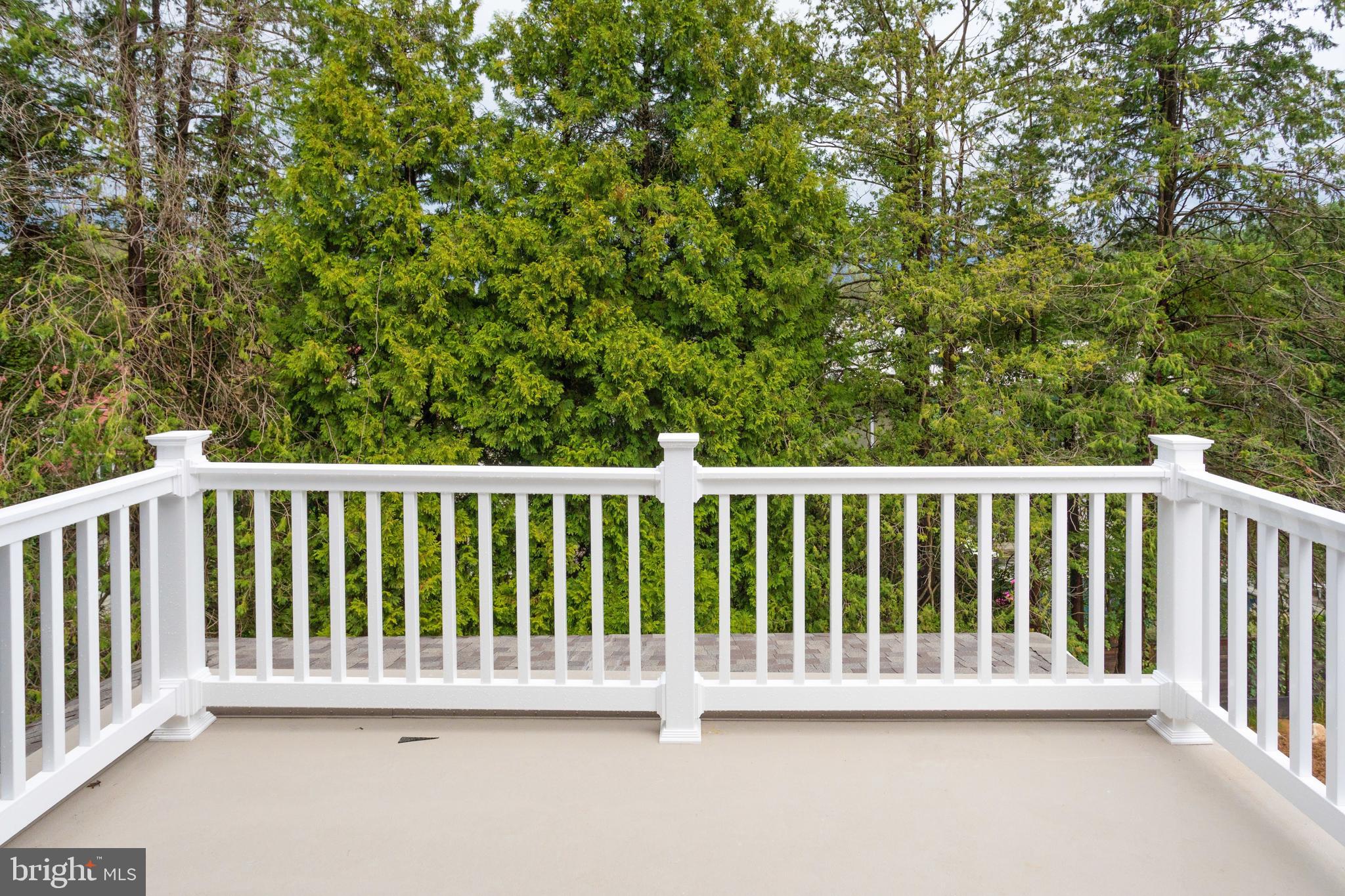 WHITEHALL MANOR - Residential Lease