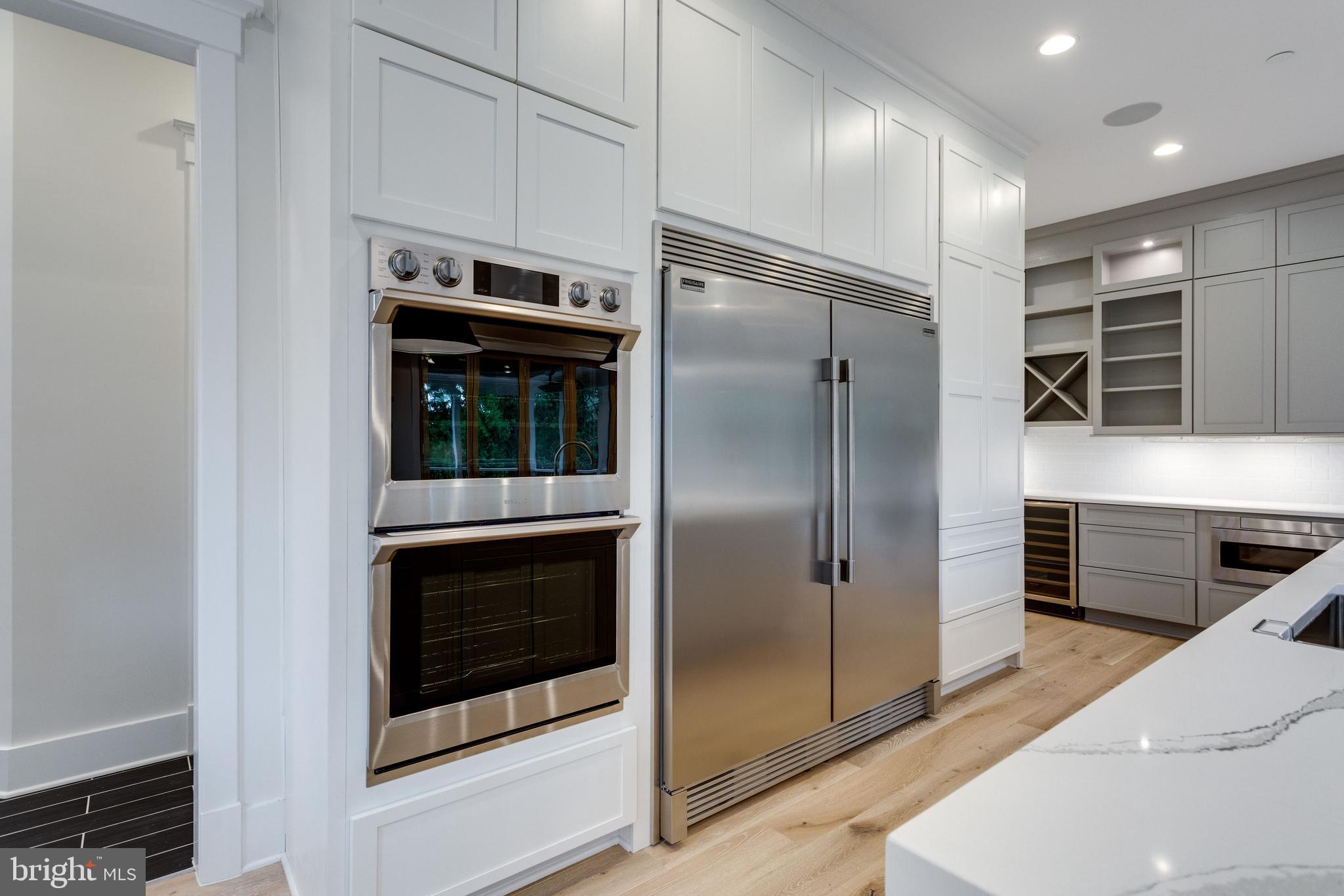 WHITEHALL MANOR - Residential Lease