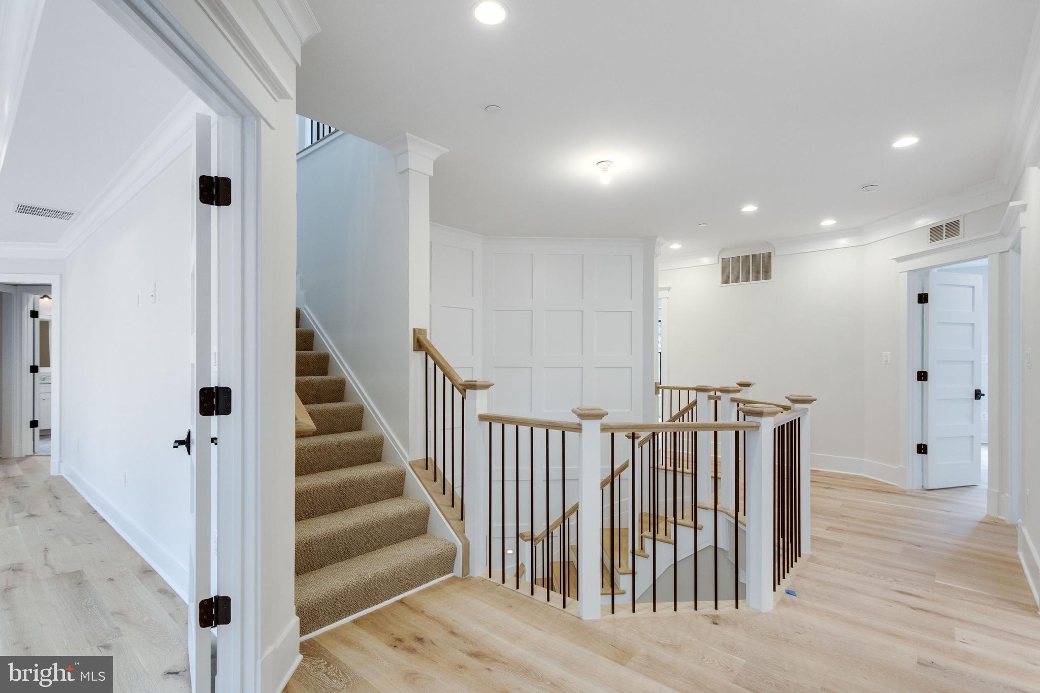 WHITEHALL MANOR - Residential Lease