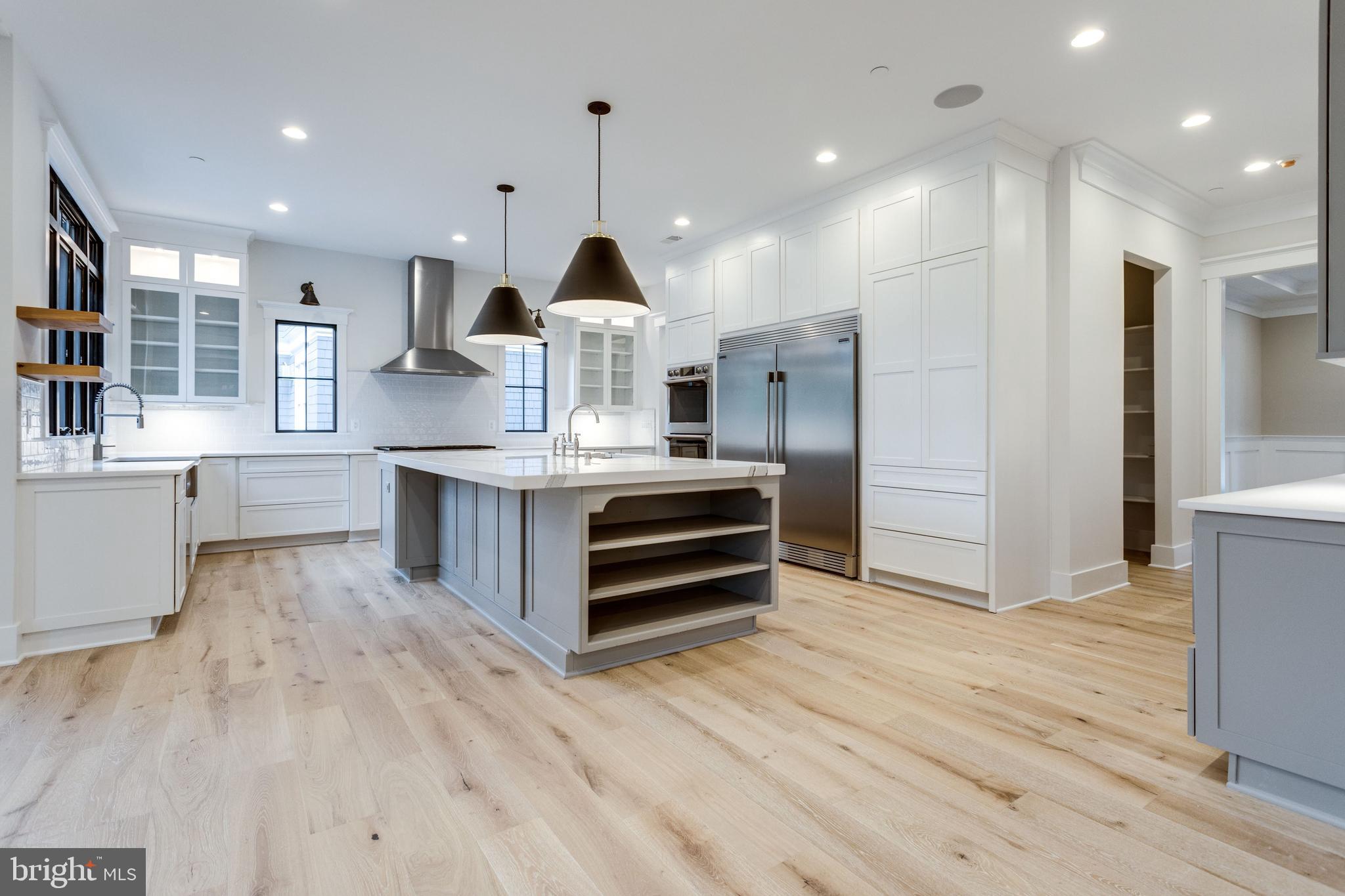 WHITEHALL MANOR - Residential Lease