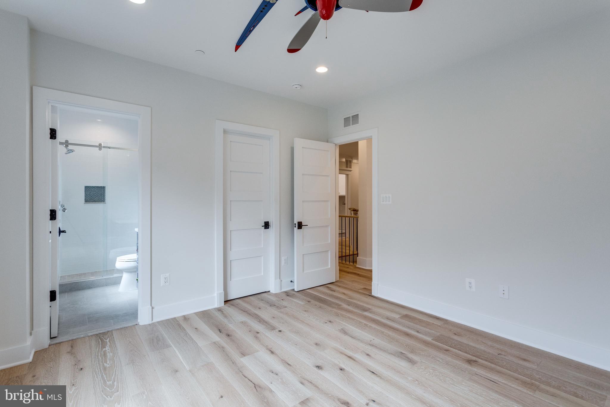 WHITEHALL MANOR - Residential Lease