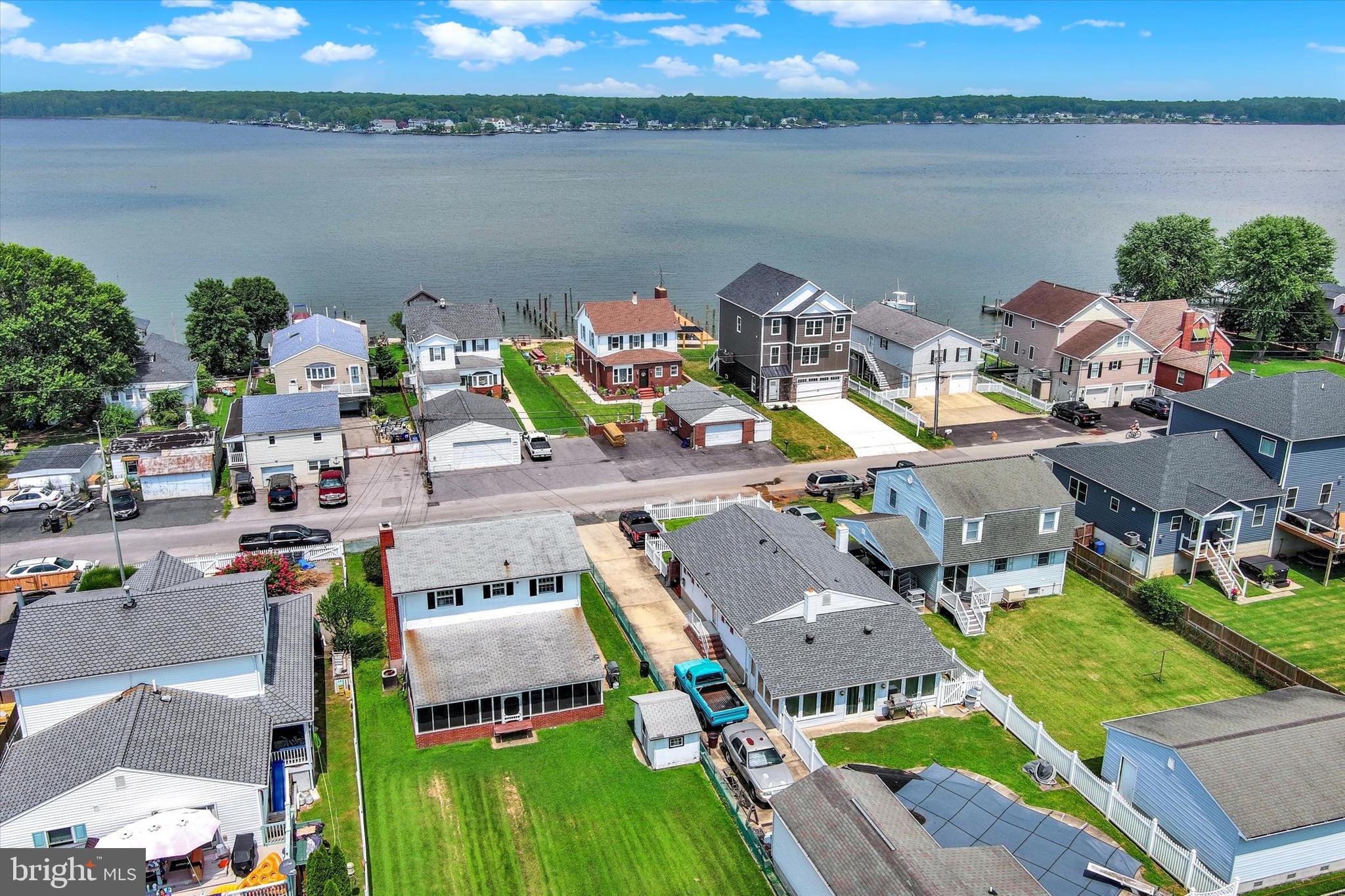 LYNCH POINT - Residential