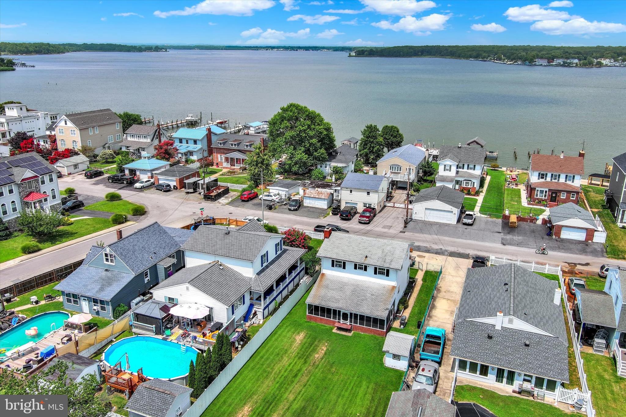 LYNCH POINT - Residential