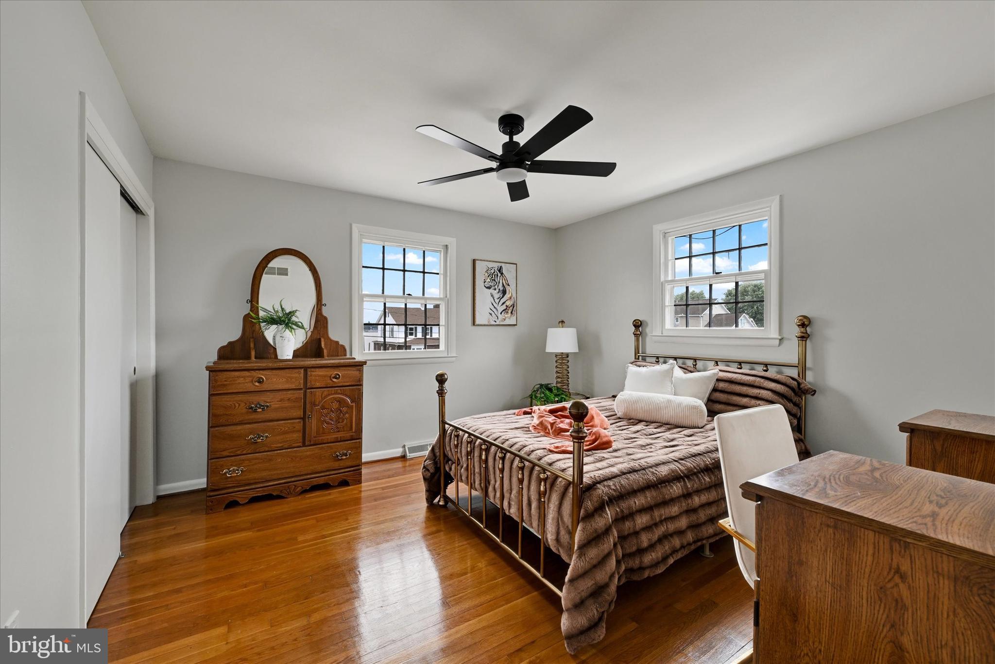 LYNCH POINT - Residential