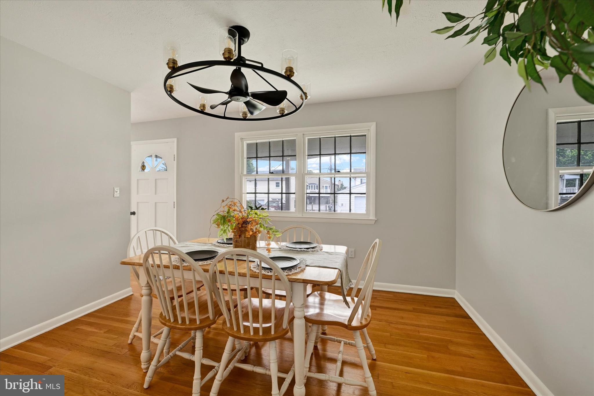 LYNCH POINT - Residential