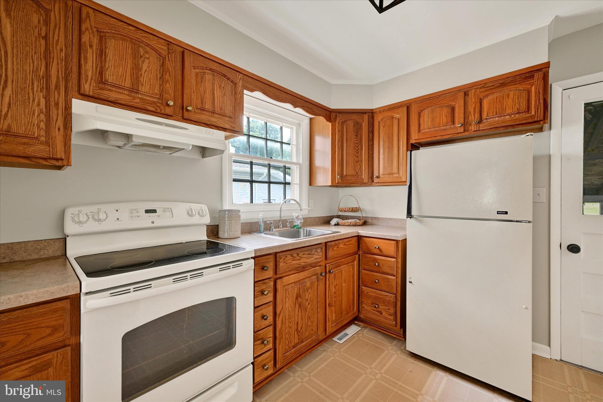 LYNCH POINT - Residential