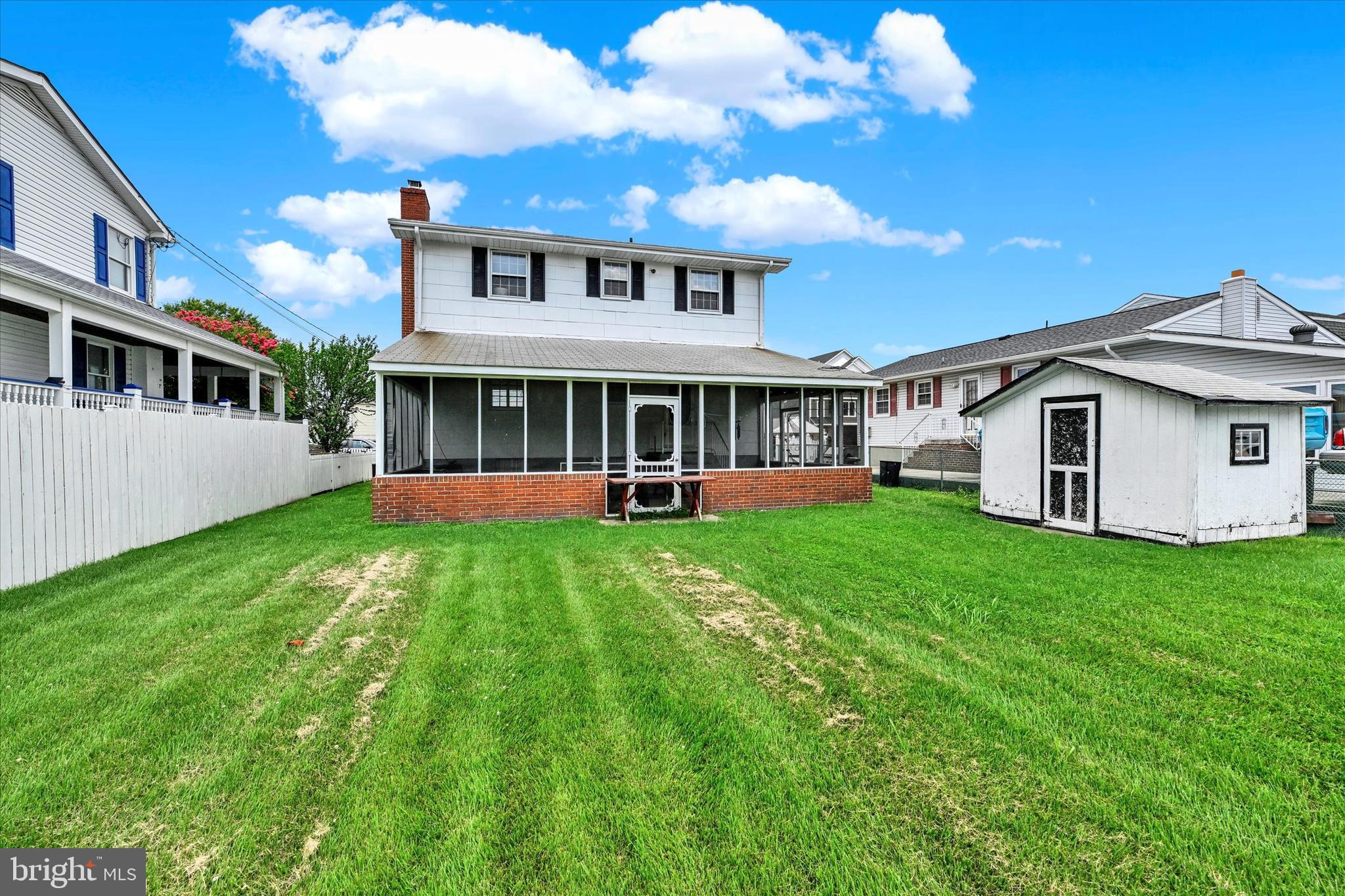 LYNCH POINT - Residential