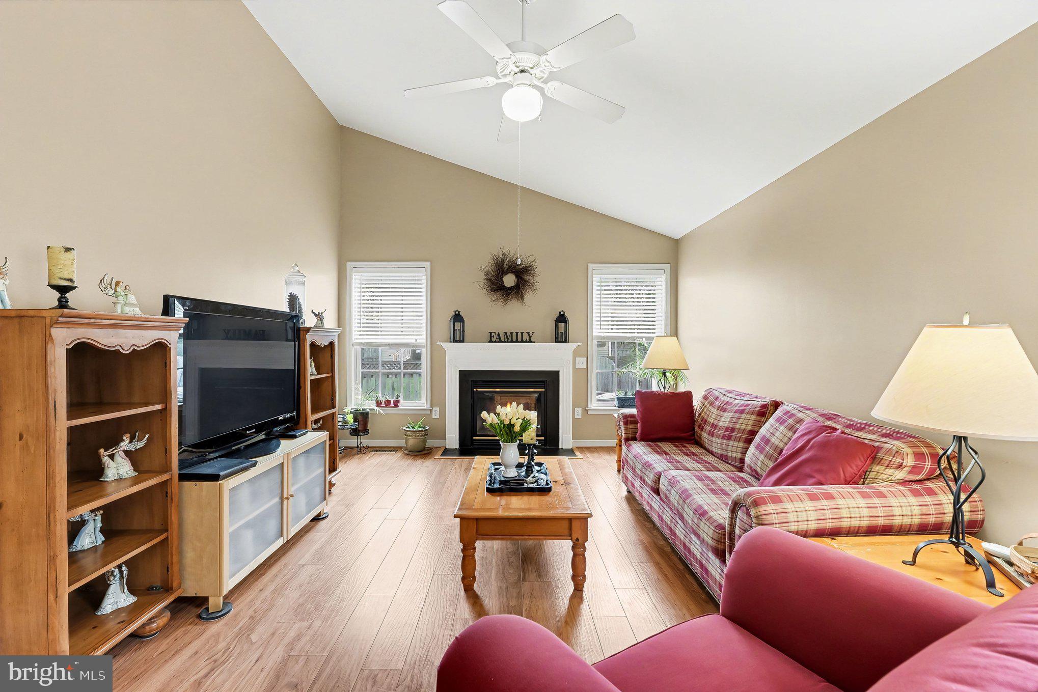 MAPLE GROVE - Residential