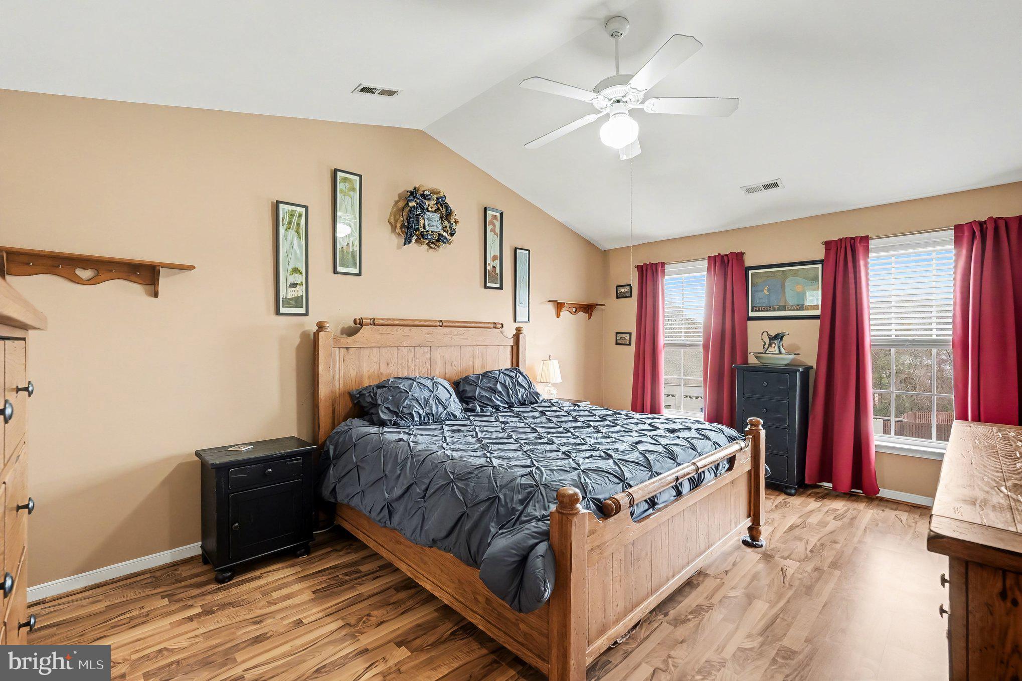 MAPLE GROVE - Residential